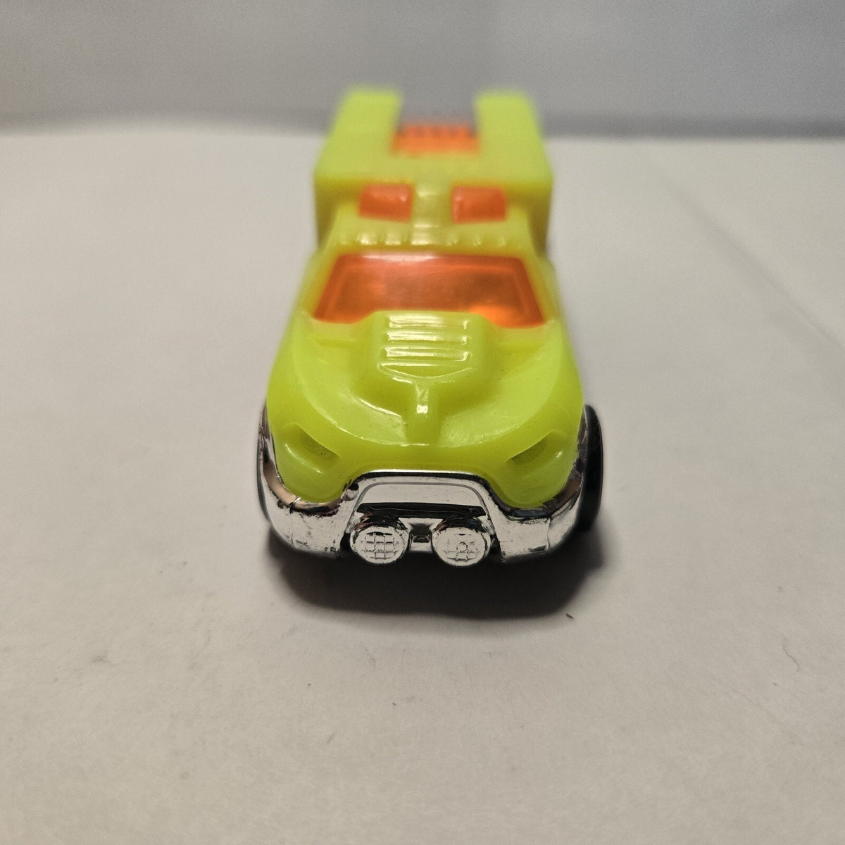 Hot Wheels -RESCUE DUTY WILDLIFE yellow from 2012 - HW Rescue Series- LOOSE