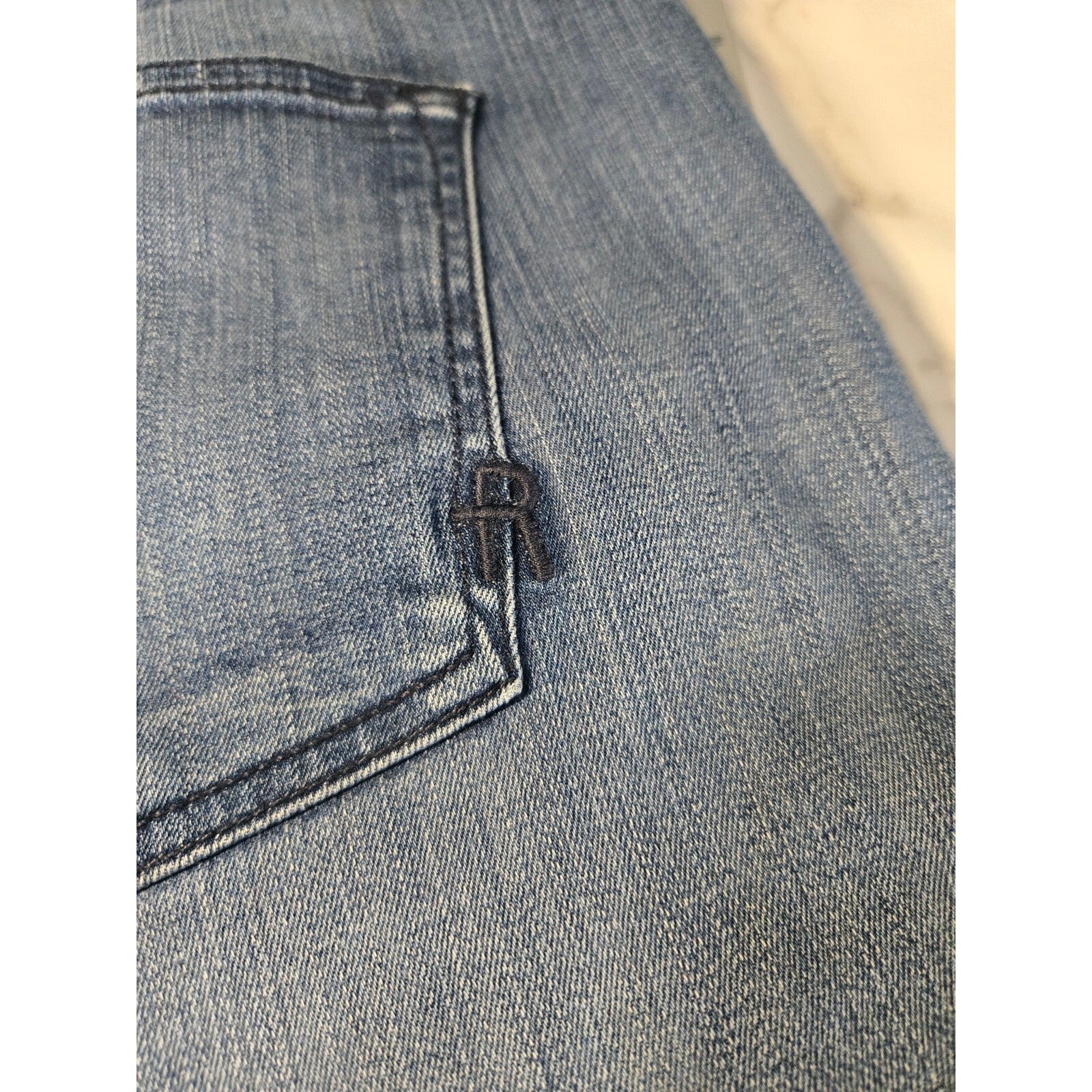 Rich and Skinny  Size 29 Low Rise Skinny Jeans Medium Wash Blue