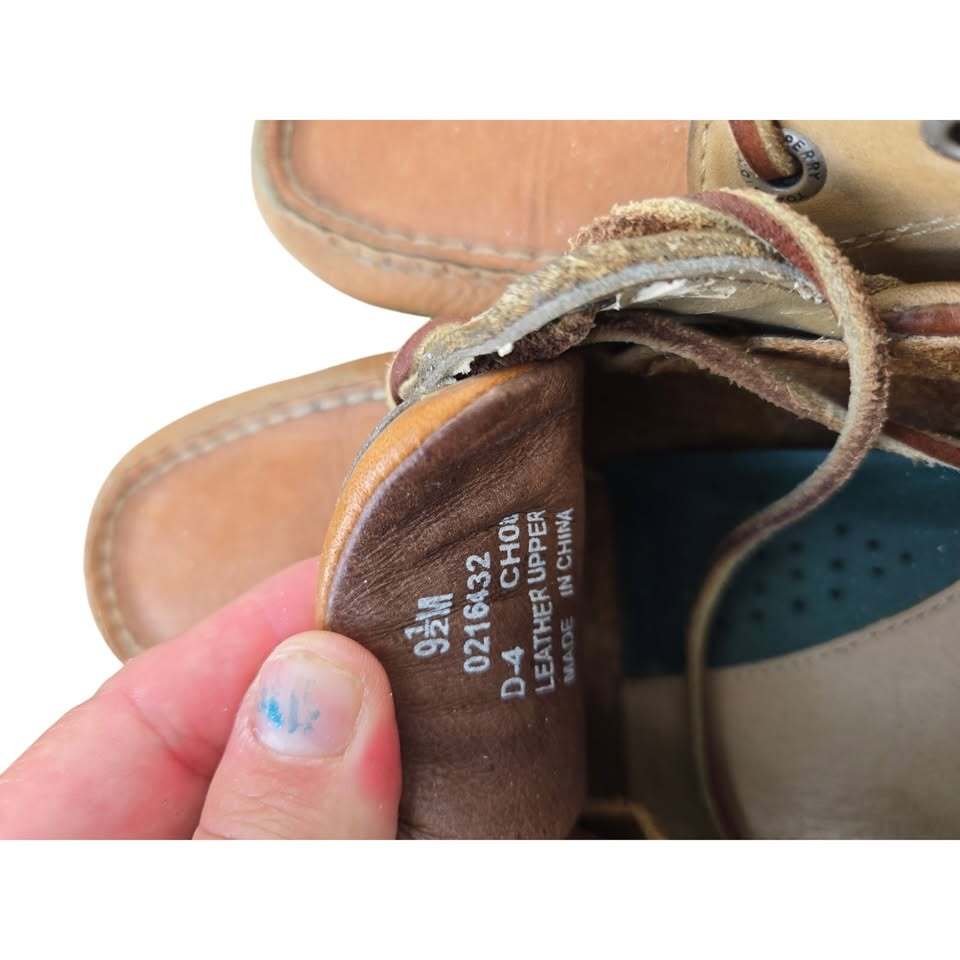 Sperry Top-Sider Authentic Original Men's Two Tone Brown Leather 2-Eye Boat 9.5