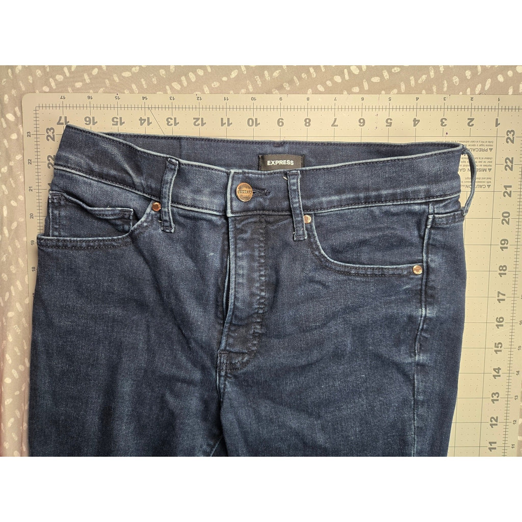Express Women's Blue Stretch Straight Fit Jeans - Size Medium, Very Good