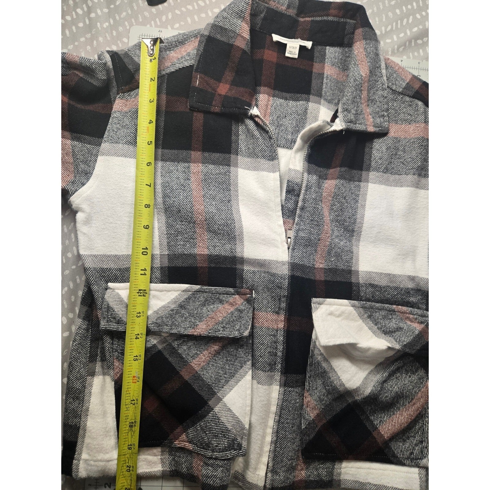 Beach Lunch Lounge Women's Plaid Button-Up Shirt, Multi-Color, Size Medium