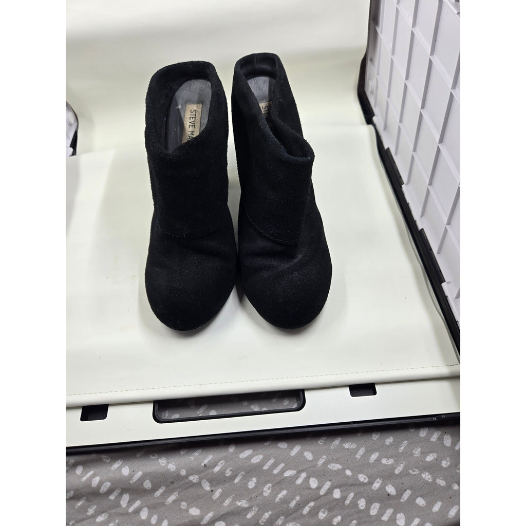 STEVE MADDEN Ankle Bootie Black Faux Suede Heels Size 8M Used