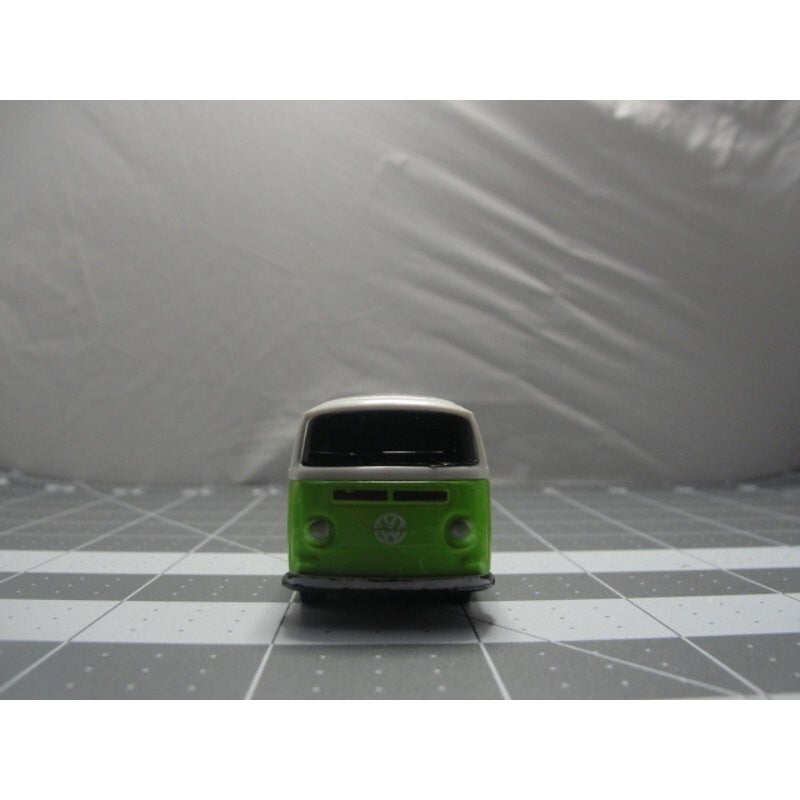 Maisto Volkswagen Type 2 Bus Die-Cast Vehicle