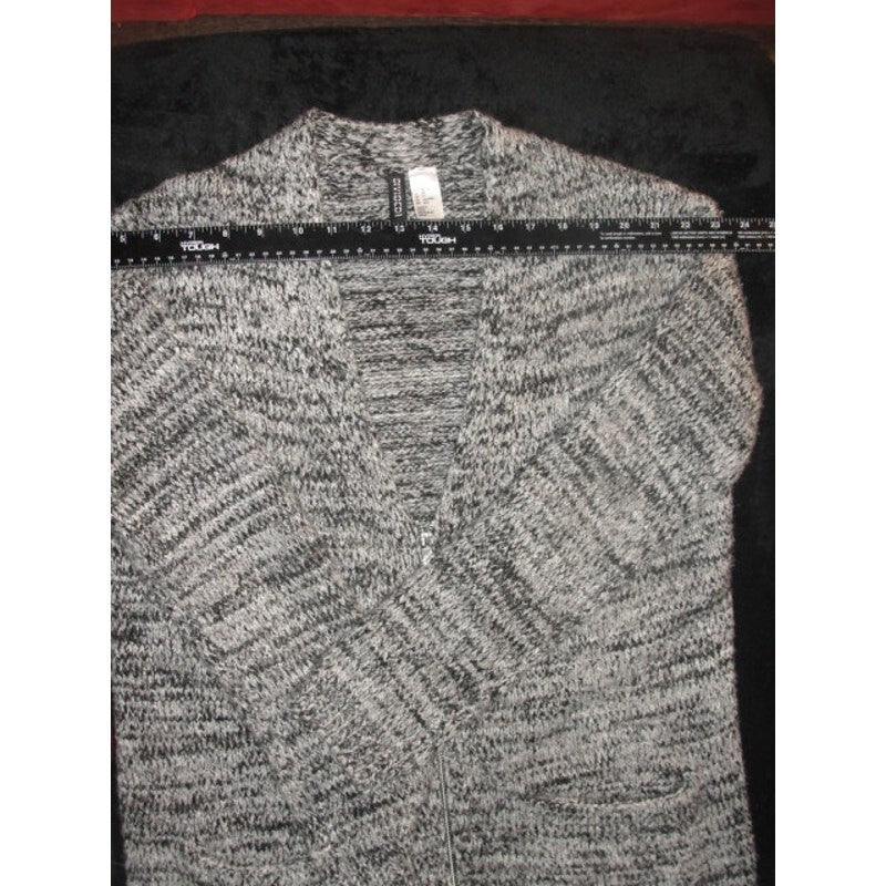 H and M a gray and black heathered knit sweater with a front zipper xs