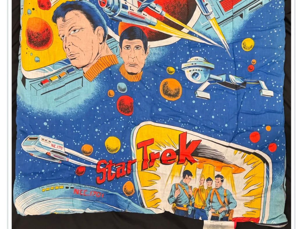Vintage Star Trek Quilt Sleeping Blanket 34x69 Cotton Acetate Nylon Blend Red