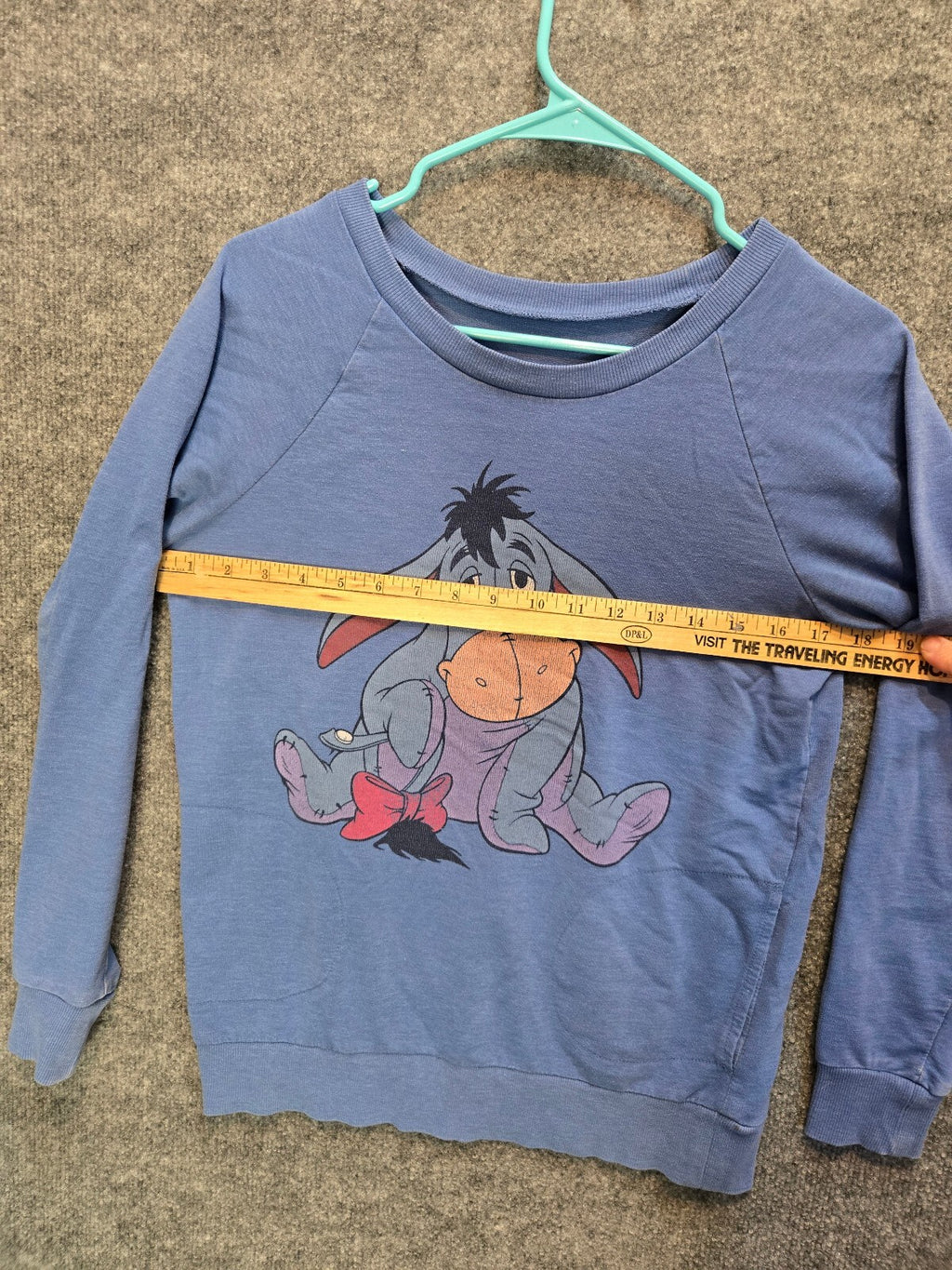 Disney Winnie the Pooh Classic Eeyore Blue Sweatshirt small