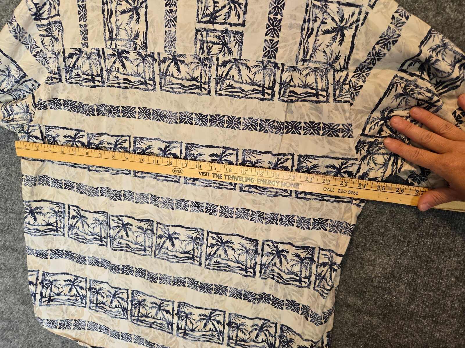 Crossings Men's Hawaiian Shirt Short Sleeve Palm Tree Block Print Blue Beige Lrg