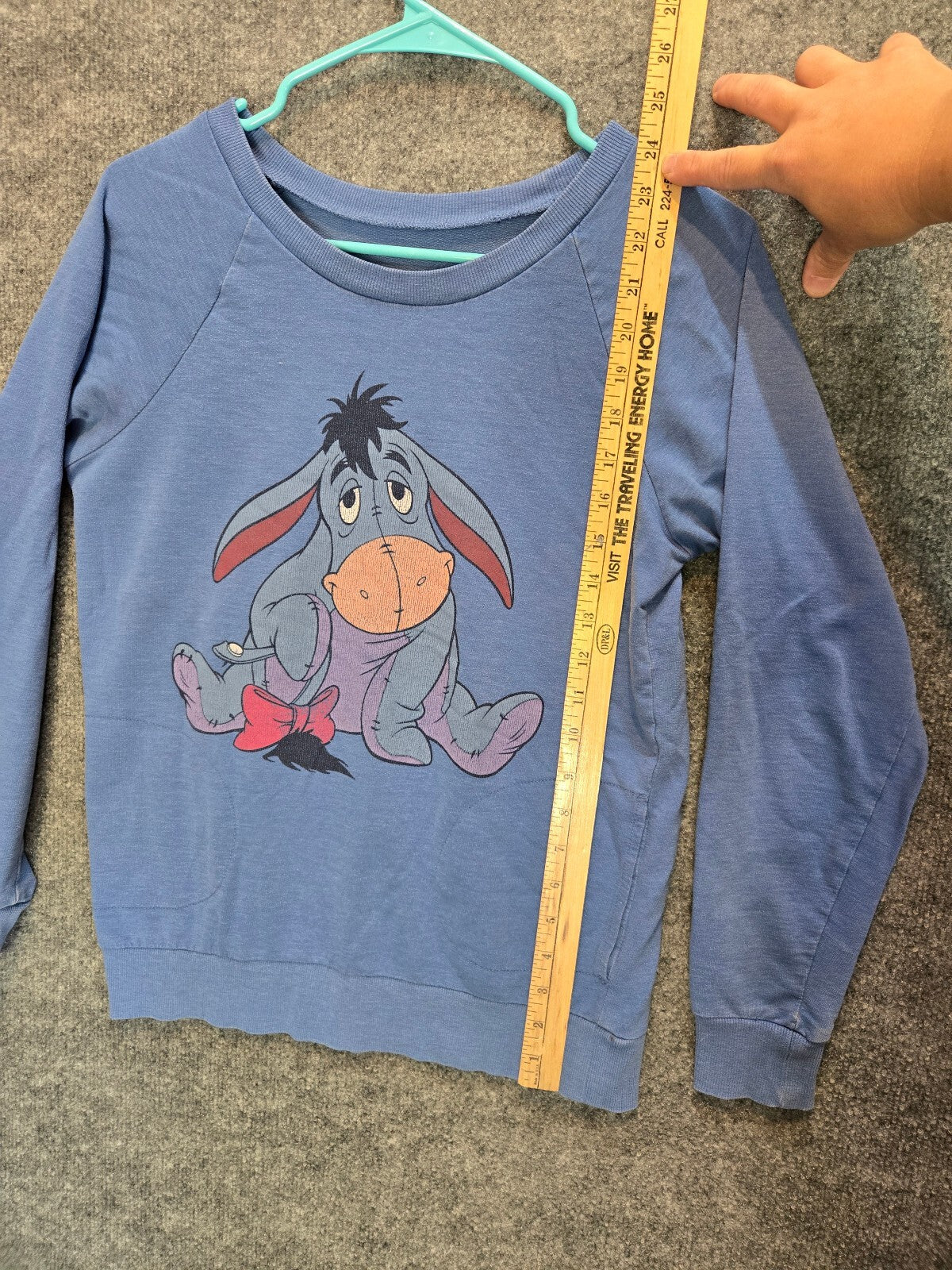 Disney Winnie the Pooh Classic Eeyore Blue Sweatshirt small