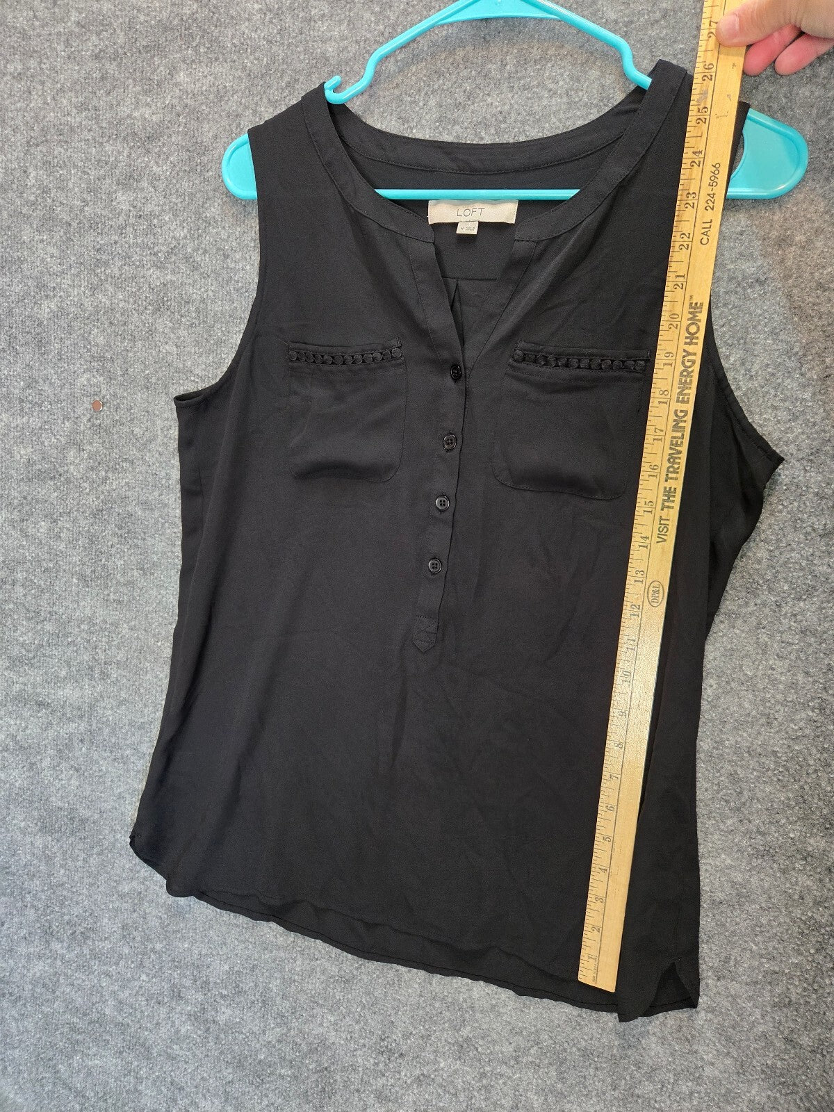 LOFT Women's Black Sleeveless Henley Top