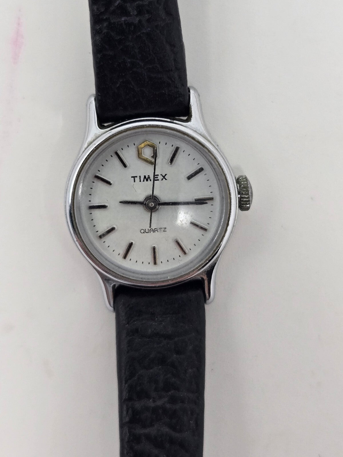 Vintage 1980s Timex "Q" Petite Quartz Women's Dress Watch with White Dial
