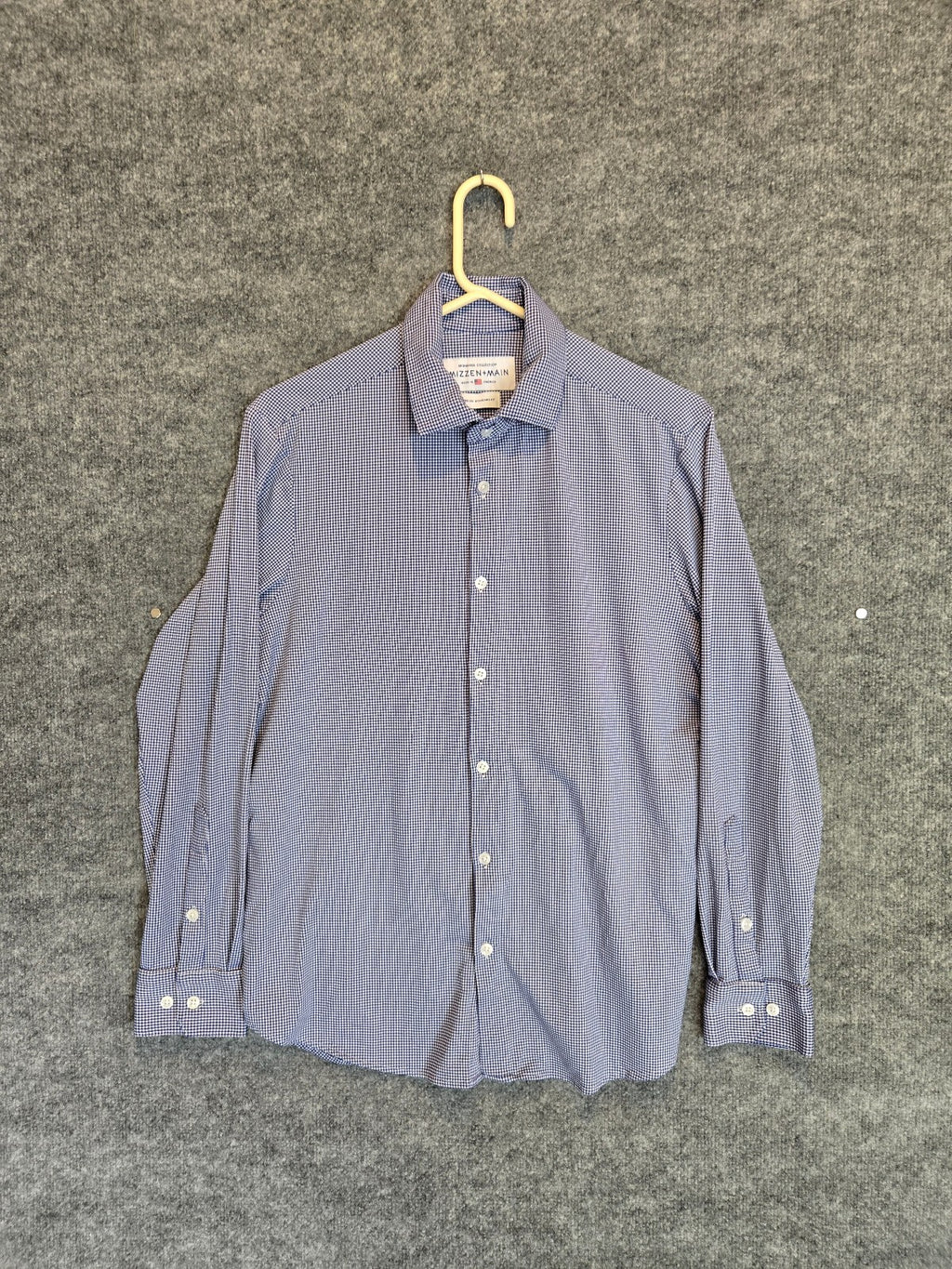 Mizzen + Main Leeward Mens Long Sleeve Performance Dress Shirt Navy Gingham LRG