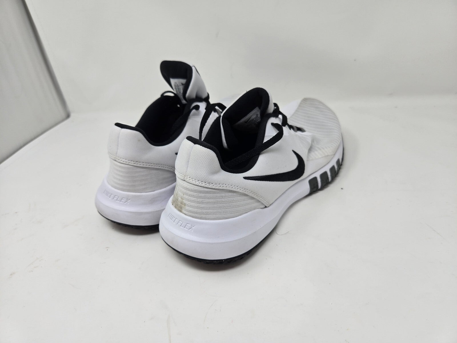 Nike Training White and Black Athletic Shoes 10.5