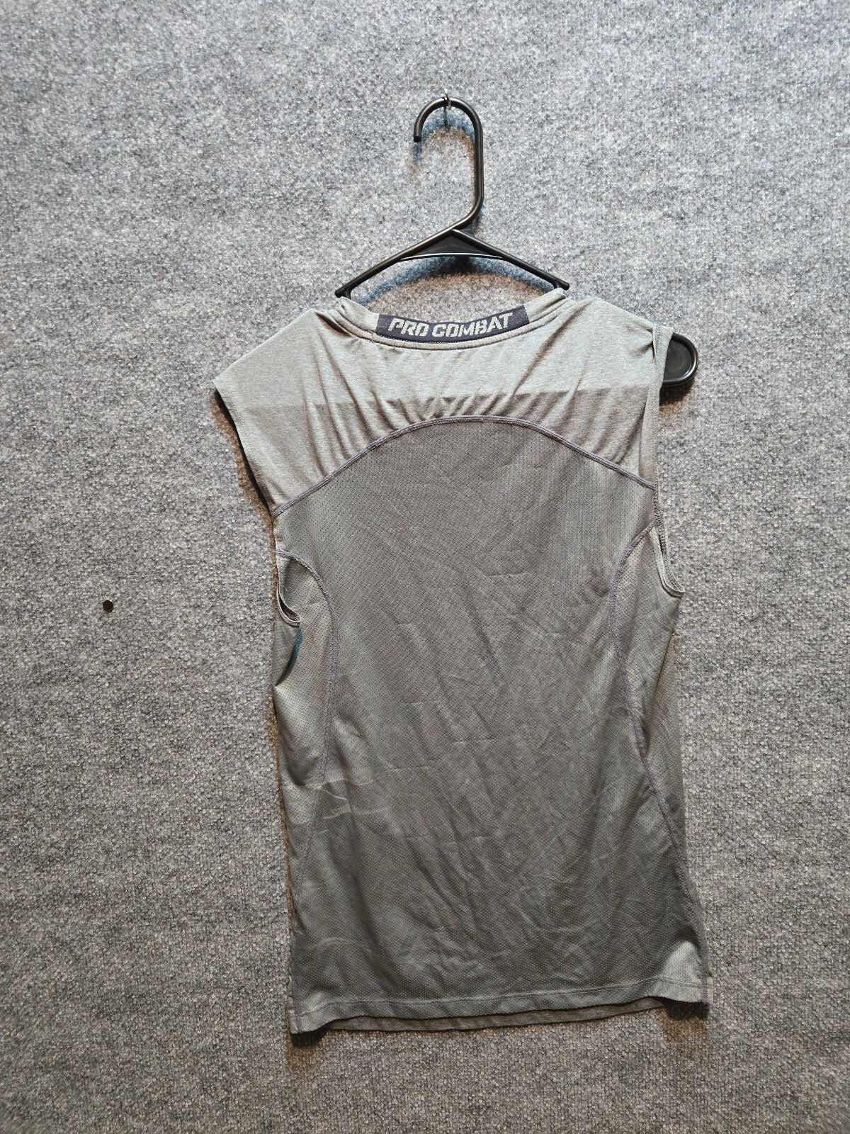 Nike Pro Combat Boys Sleeveless Compression Shirt Youth Gray Dri-Fit Tank