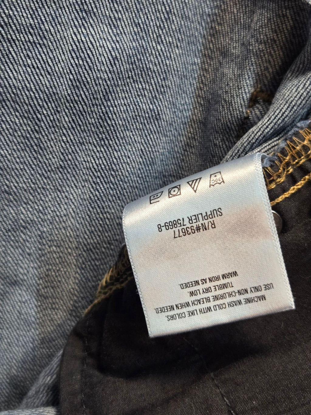 Liz Claiborne Classic Fit Straight Leg Women's Jeans Size 8T Blue Denim