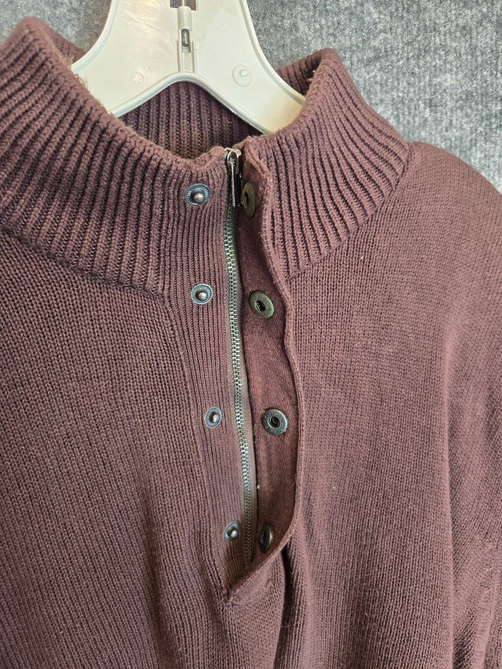 Haggar Mens Medium Brown Mock Neck Button Pullover Knit Sweater Regular Fit