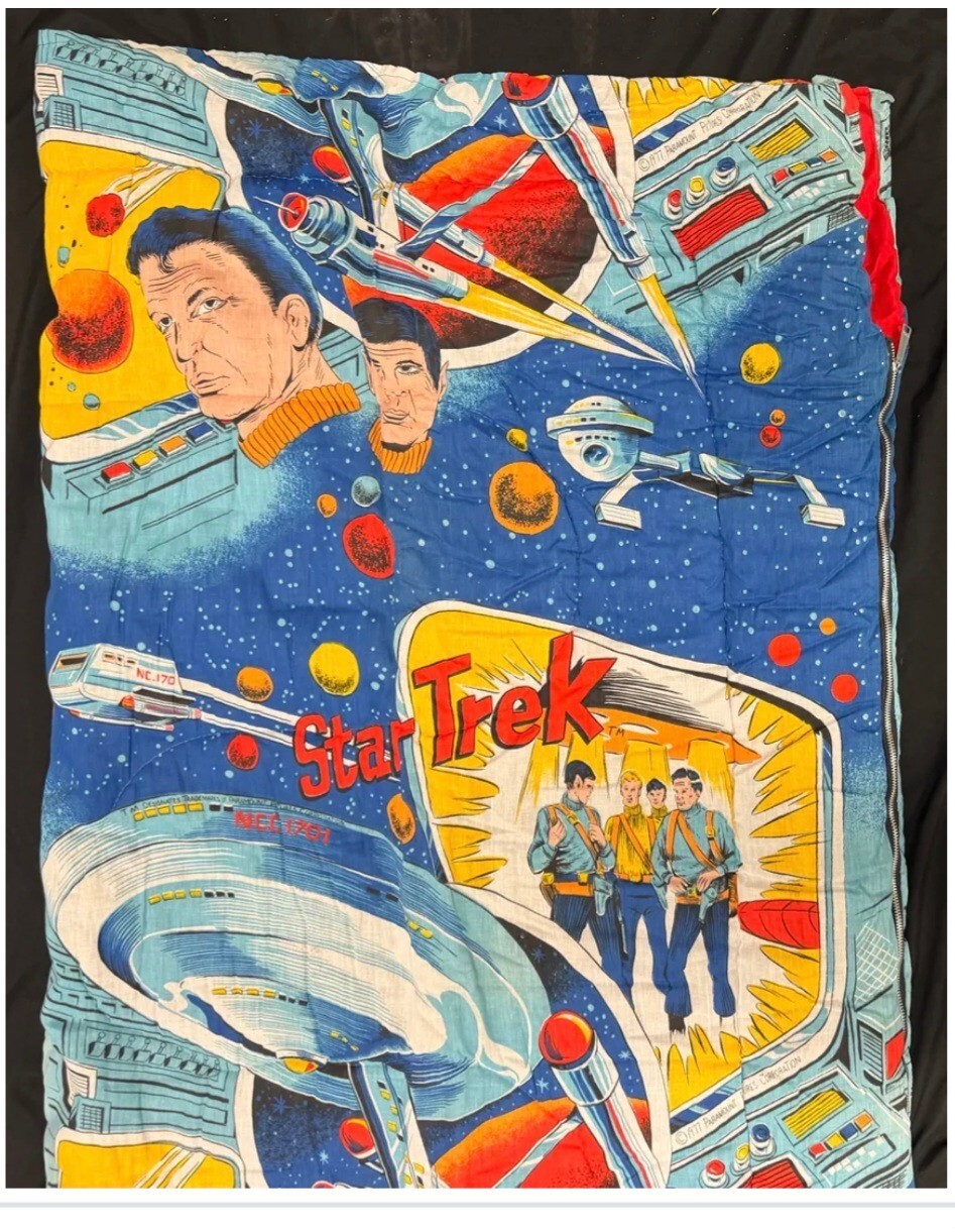Vintage Star Trek Quilt Sleeping Blanket 34x69 Cotton Acetate Nylon Blend Red