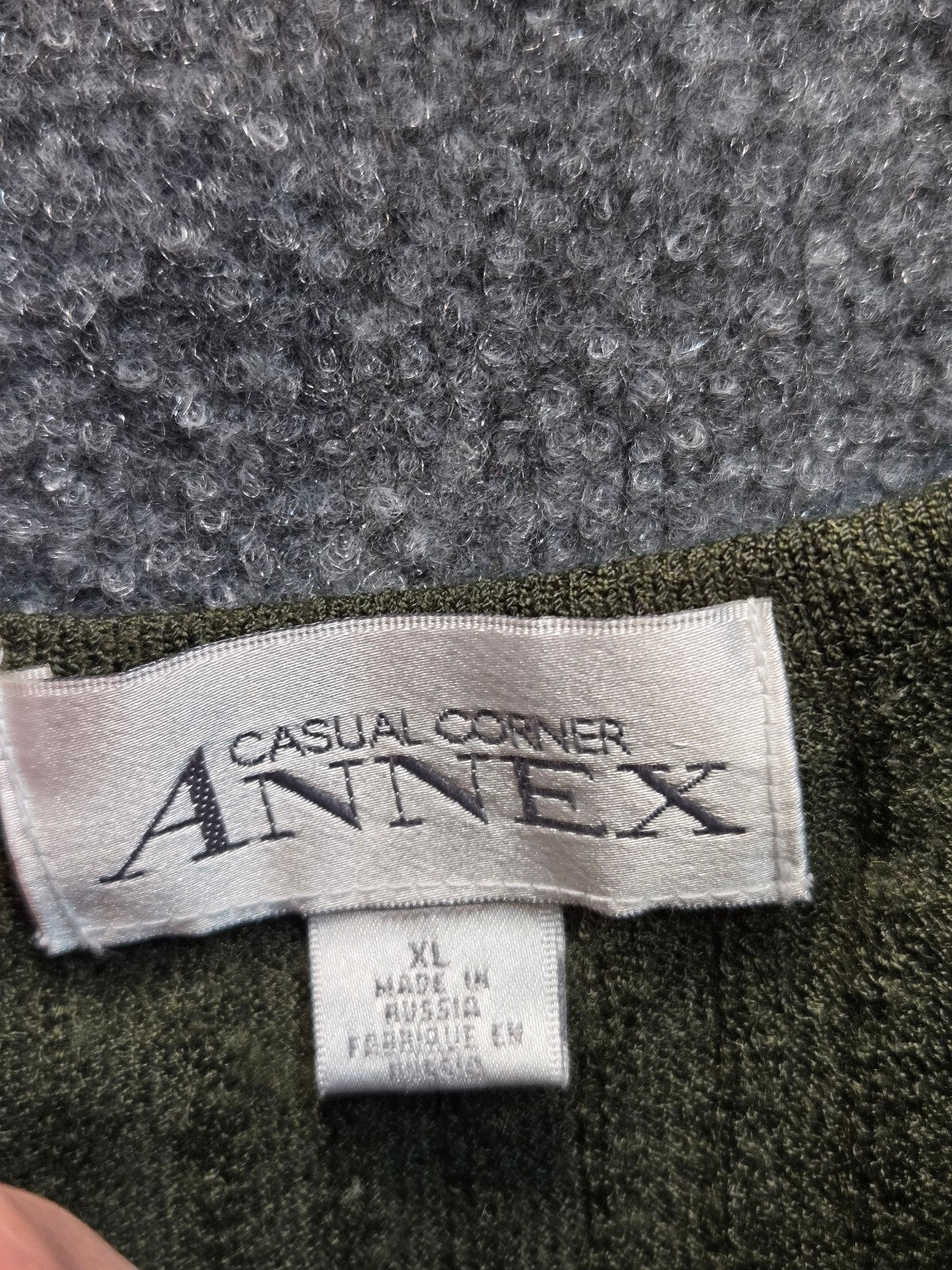 Ardene Olive Green Ribbed Sleeveless Knit Top Size Medium