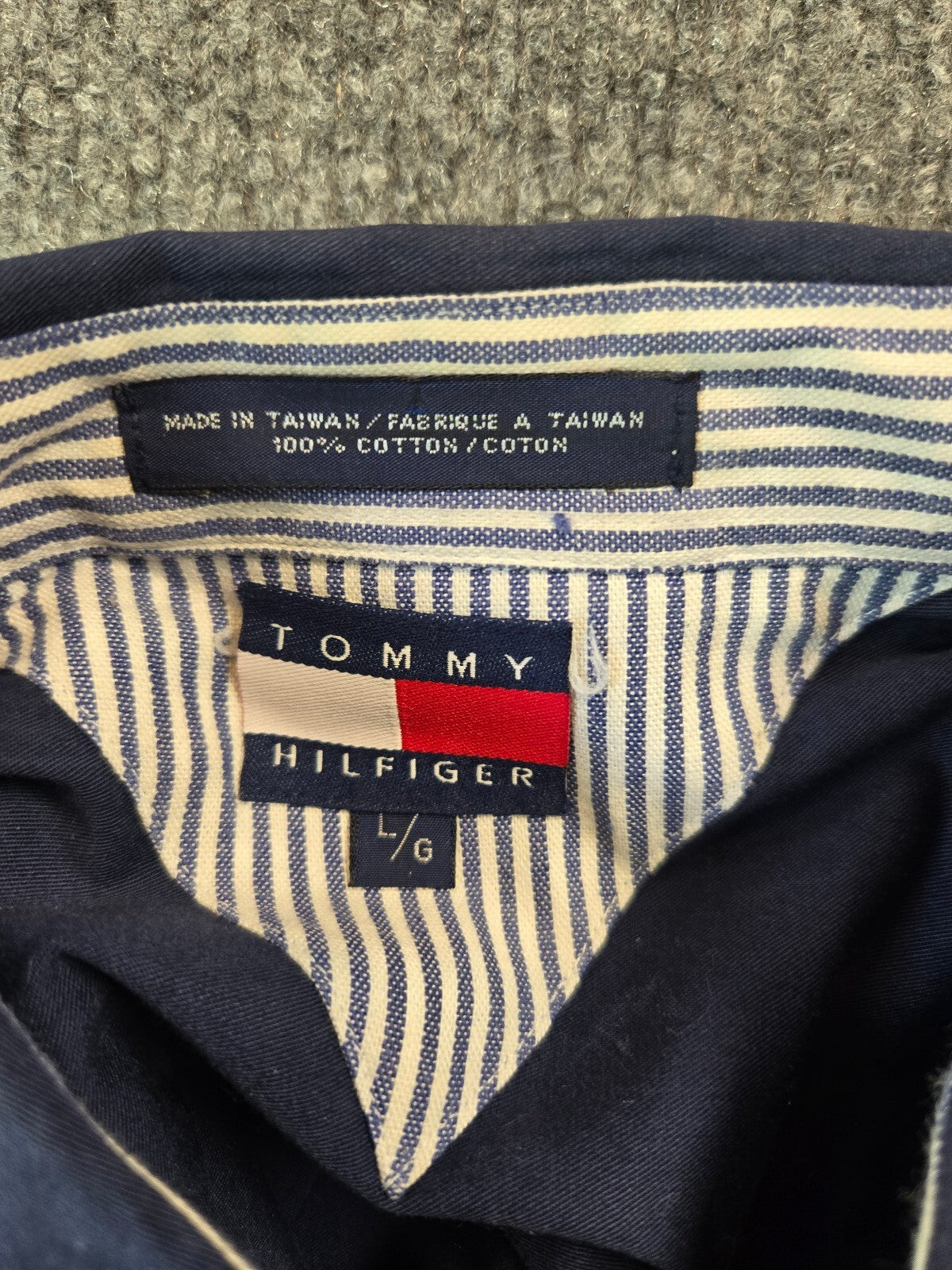 Vintage 90s Tommy Hilfiger Navy Blue Button Down Shirt Crest Logo Men's Large