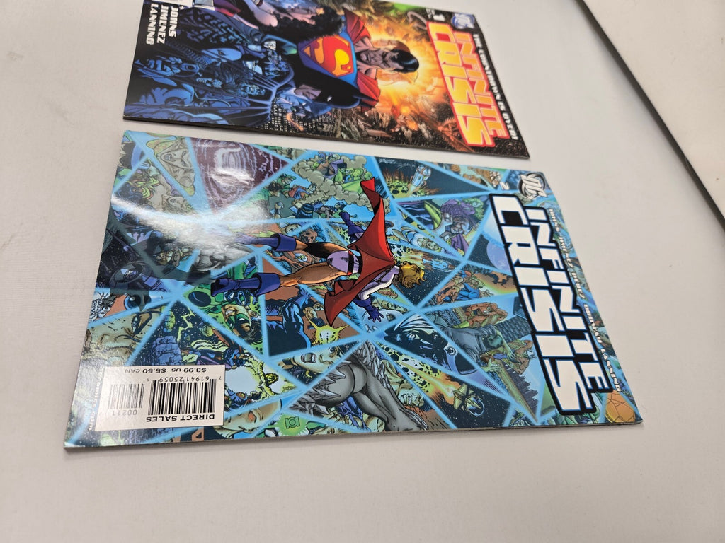 DC Infinite Crisis Comic Book Lot - Set of 2