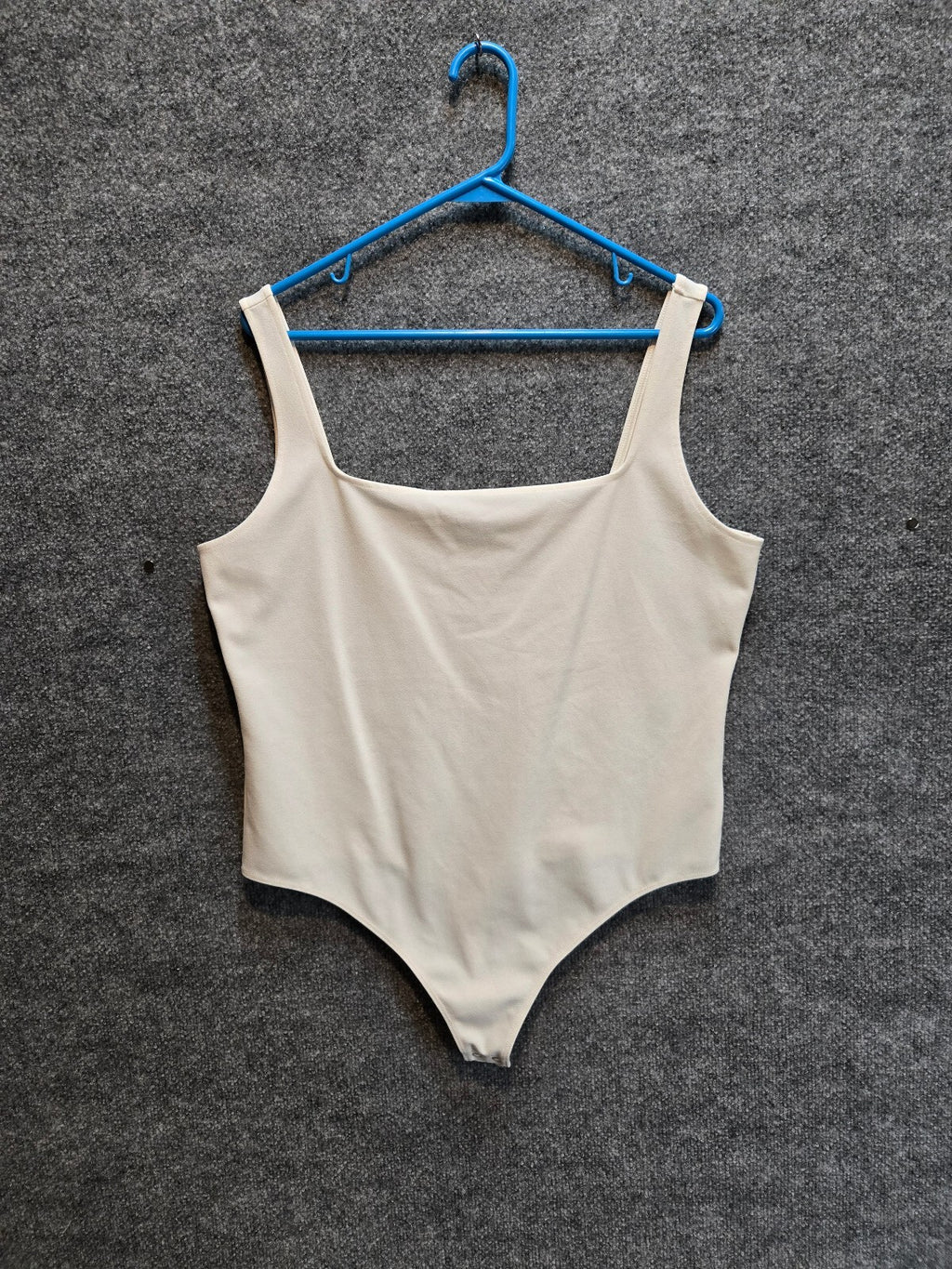 Express Women's Square Neck Sleeveless Tank Thong Bodysuit Cream Beige Size XL