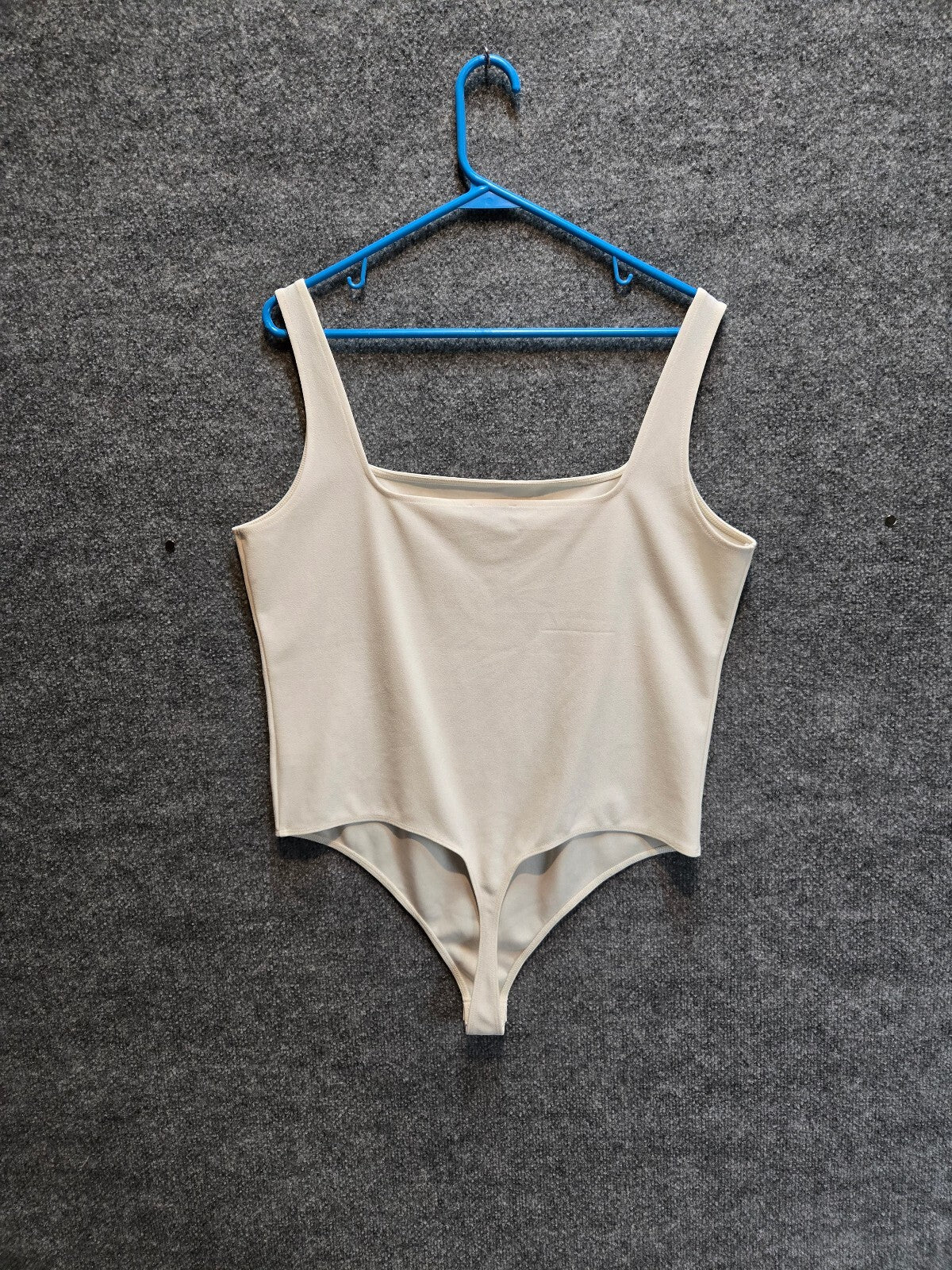 Express Women's Square Neck Sleeveless Tank Thong Bodysuit Cream Beige Size XL