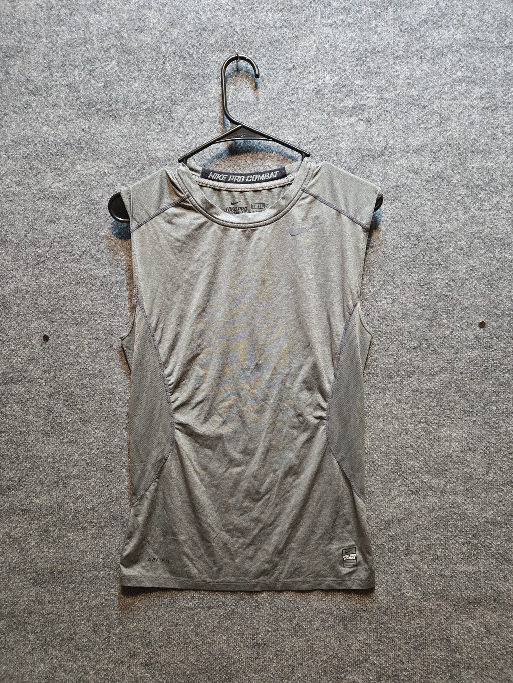 Nike Pro Combat Boys Sleeveless Compression Shirt Youth Gray Dri-Fit Tank