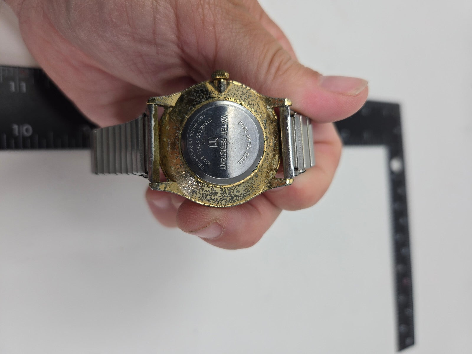 Vintage 1990s Acqua by Timex Quartz Watch – Gold Tone Case, Cream Dial