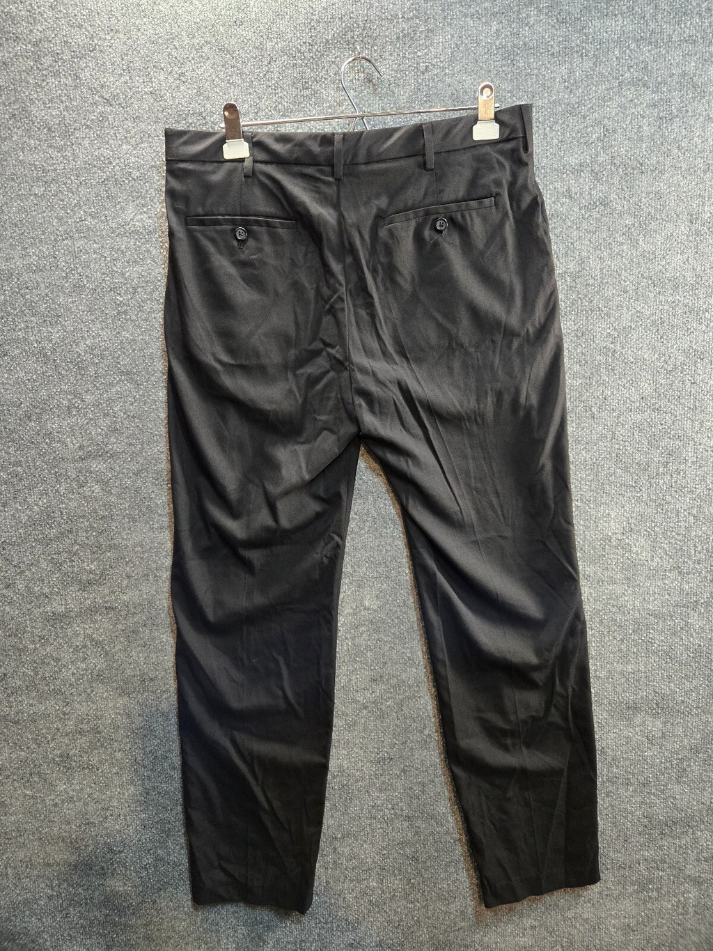Van Heusen Men's Black Straight Fit Dress Pants 34x32
