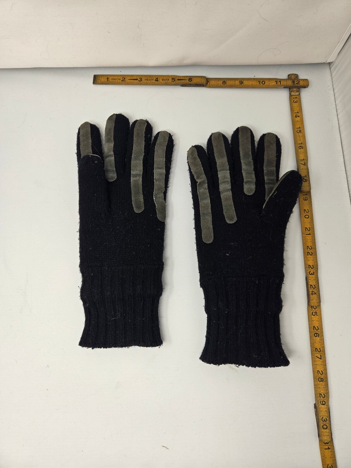 Vintage Aris Black Knit Gloves Grey Suede Palms Cozy Orlon Fleece Lining OSFM