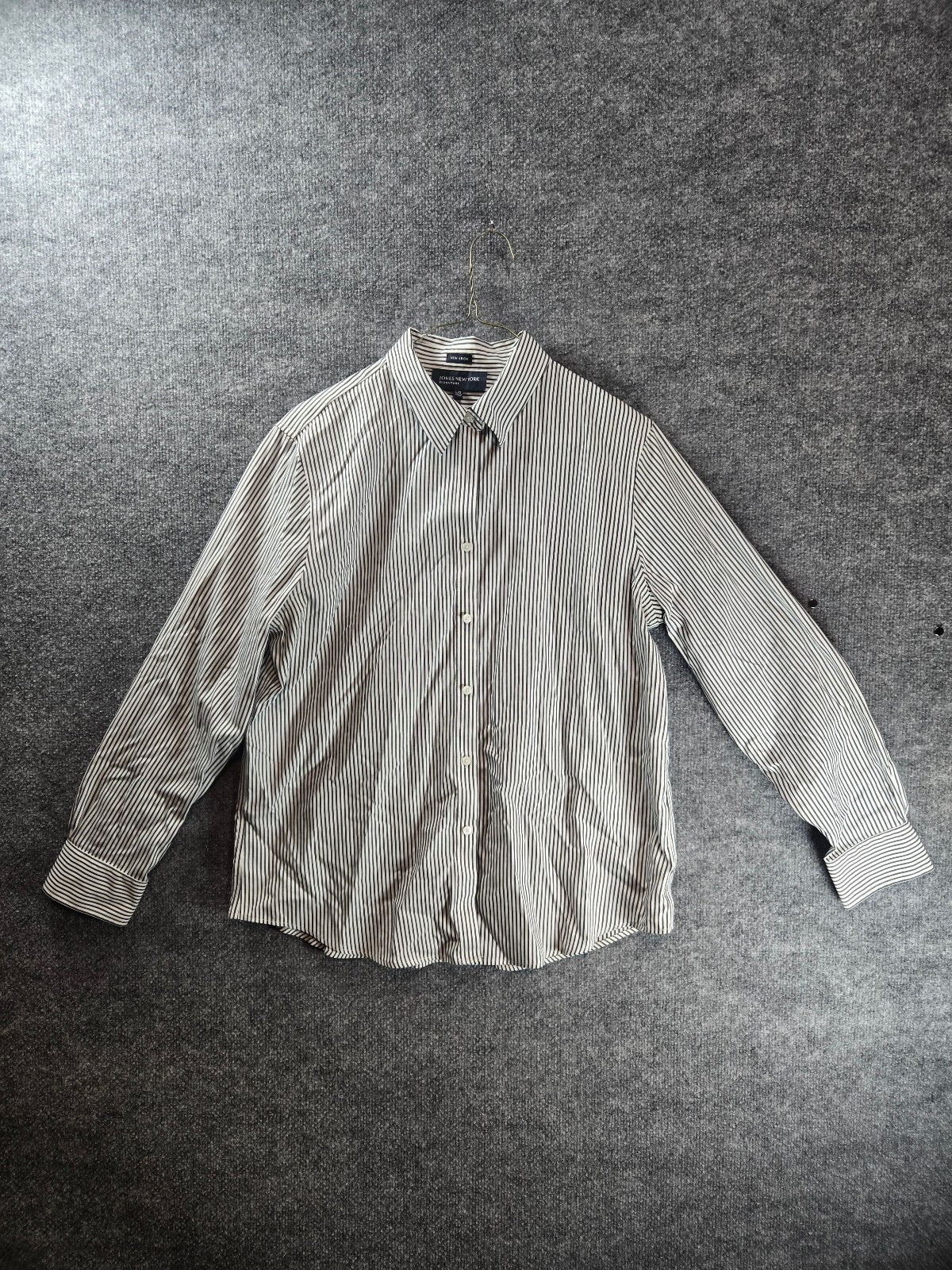 Jones New York Signature Non-Iron Striped Button-Up Shirt Large