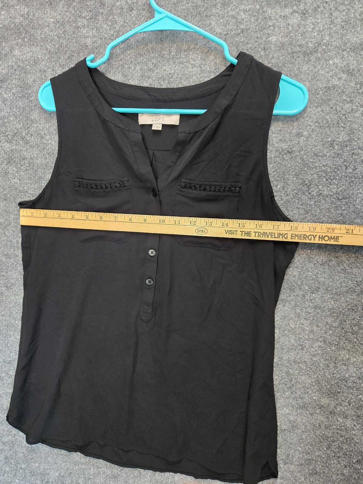 LOFT Women's Black Sleeveless Henley Top