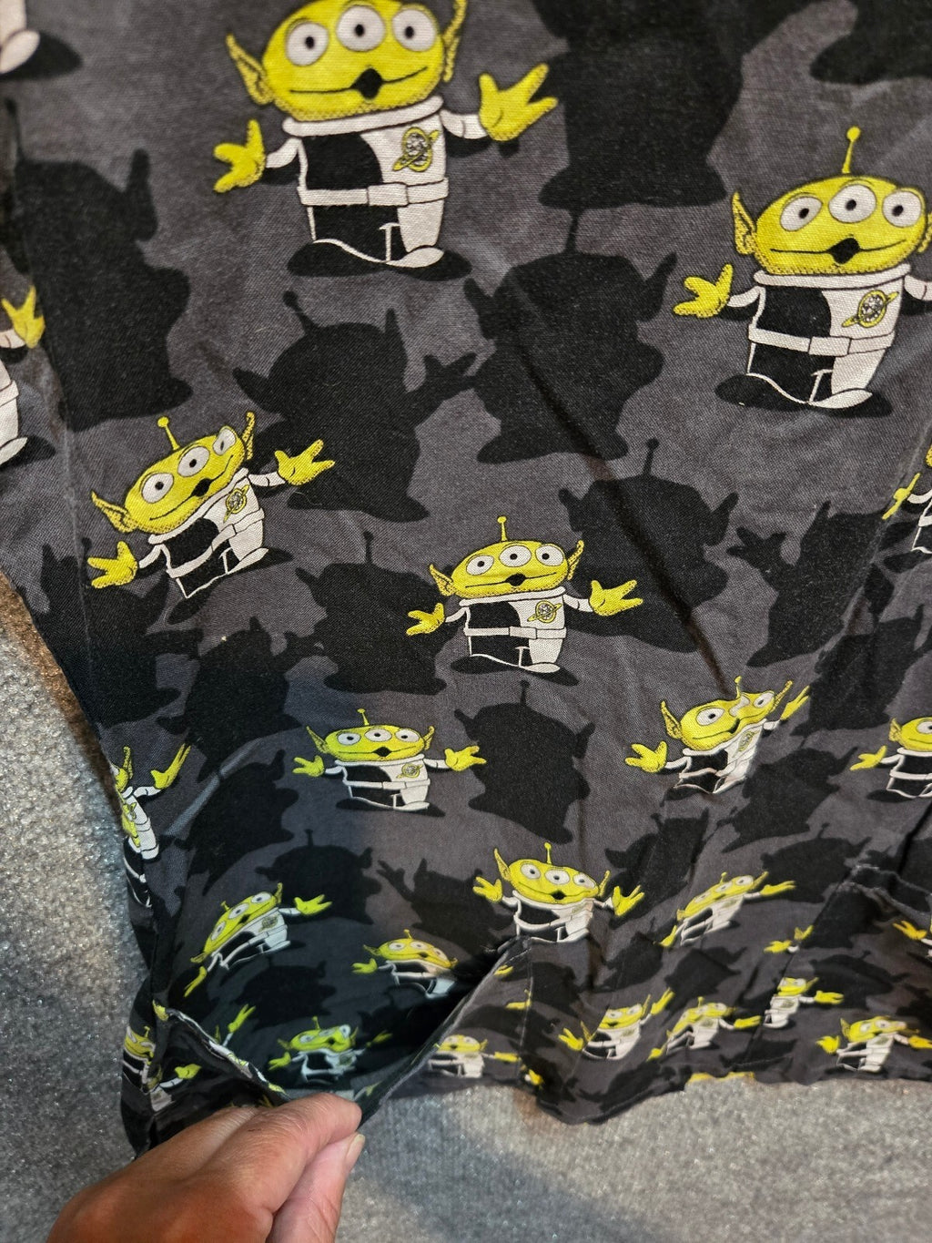 Disney Pixar Toy Story Alien Madness Mock Wrap Scrub Top Black Size Small