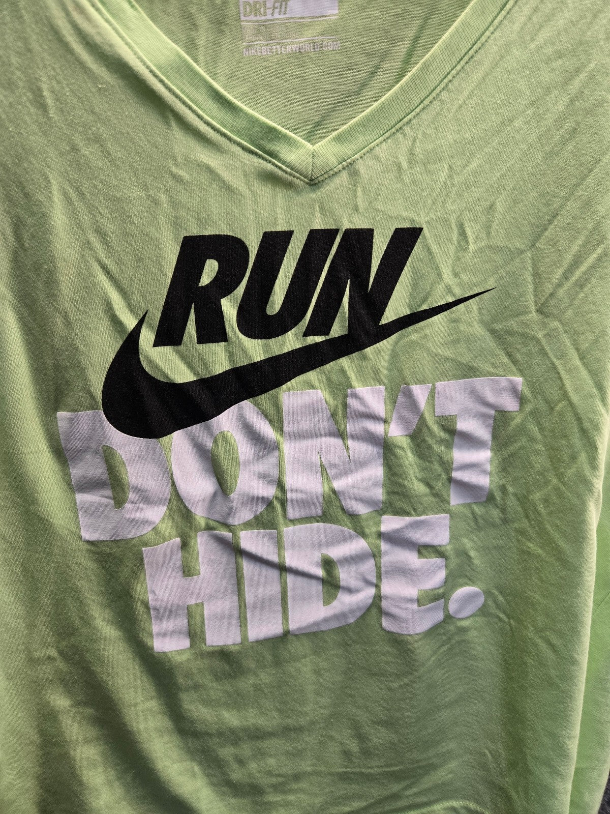 Nike Dri-FIT 'Run Don't Hide' Athletic T-Shirt Large Green