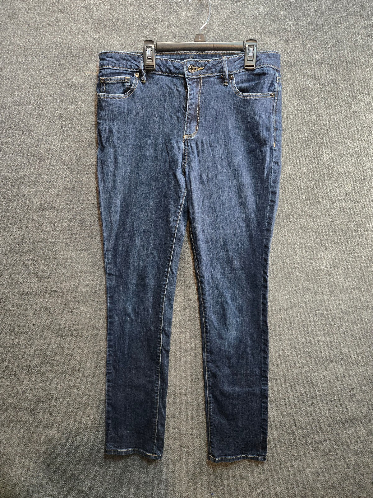 Liz Claiborne Classic Fit Straight Leg Women's Jeans Size 8T Blue Denim