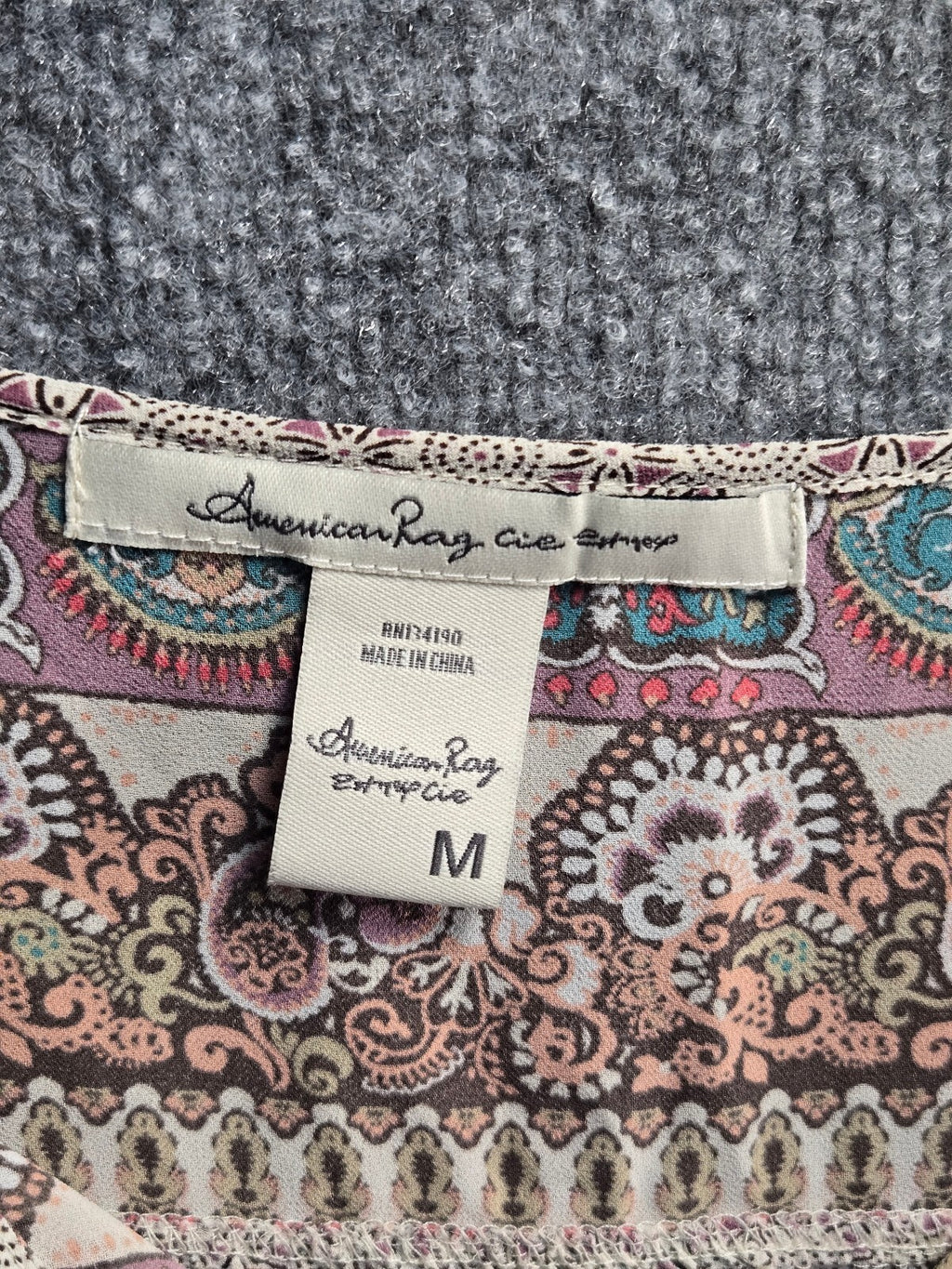 American Rag Cie Women's Boho Paisley Print Blouse Top Size Medium M Long Sleeve