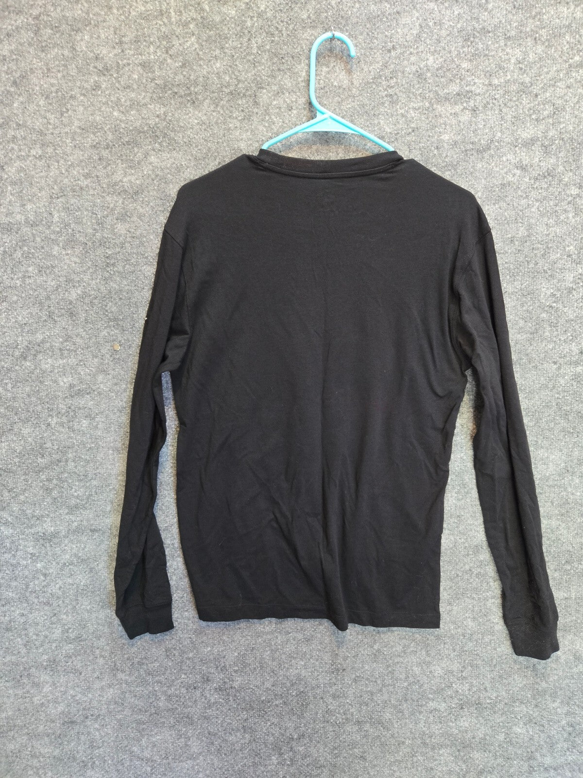 Fabletics Men's California Ski Club Long-Sleeve Graphic T-Shirt xs