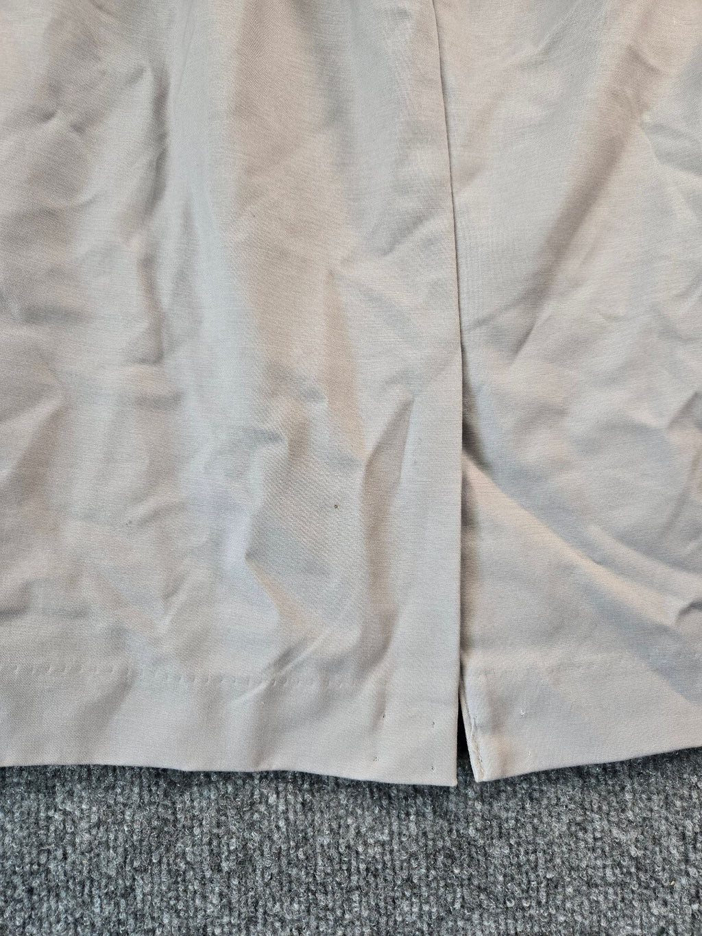 Liz Claiborne Career Gray Pencil Skirt Women's Size 12 Lined Stretch
