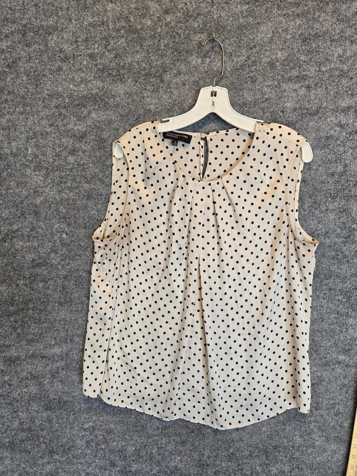Jones New York Collection Blouse Womens Medium Cream Polka Dot Sleeveless Pleat