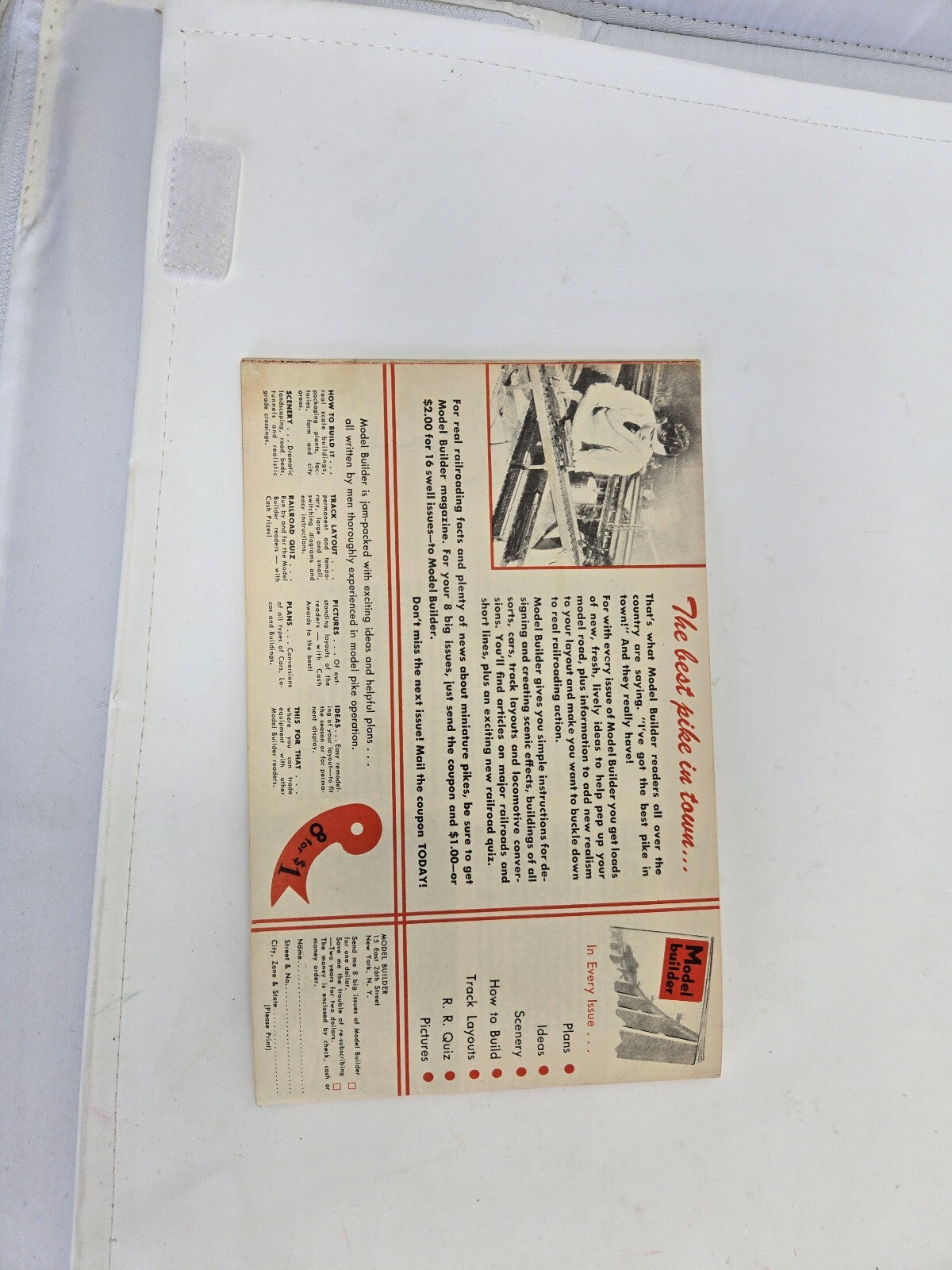 Lot of 2 Vintage 1940s Lionel Train Paper: 1942 Instruction Manual & 1947 Broc