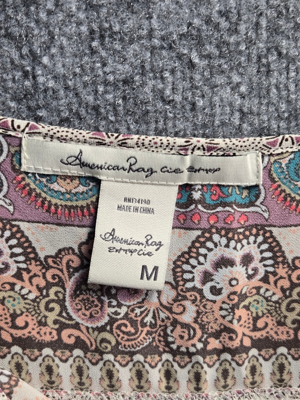 American Rag Cie Women's Boho Paisley Print Blouse Top Size Medium M Long Sleeve