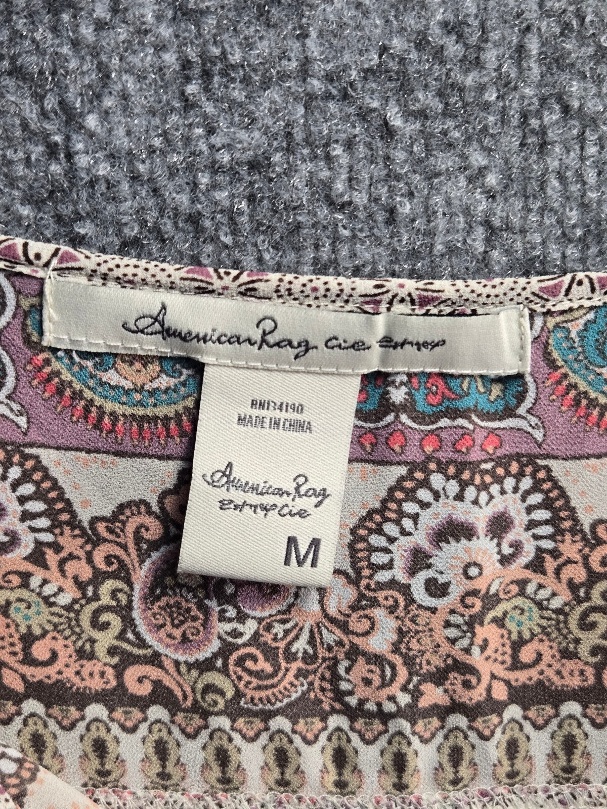 American Rag Cie Women's Boho Paisley Print Blouse Top Size Medium M Long Sleeve