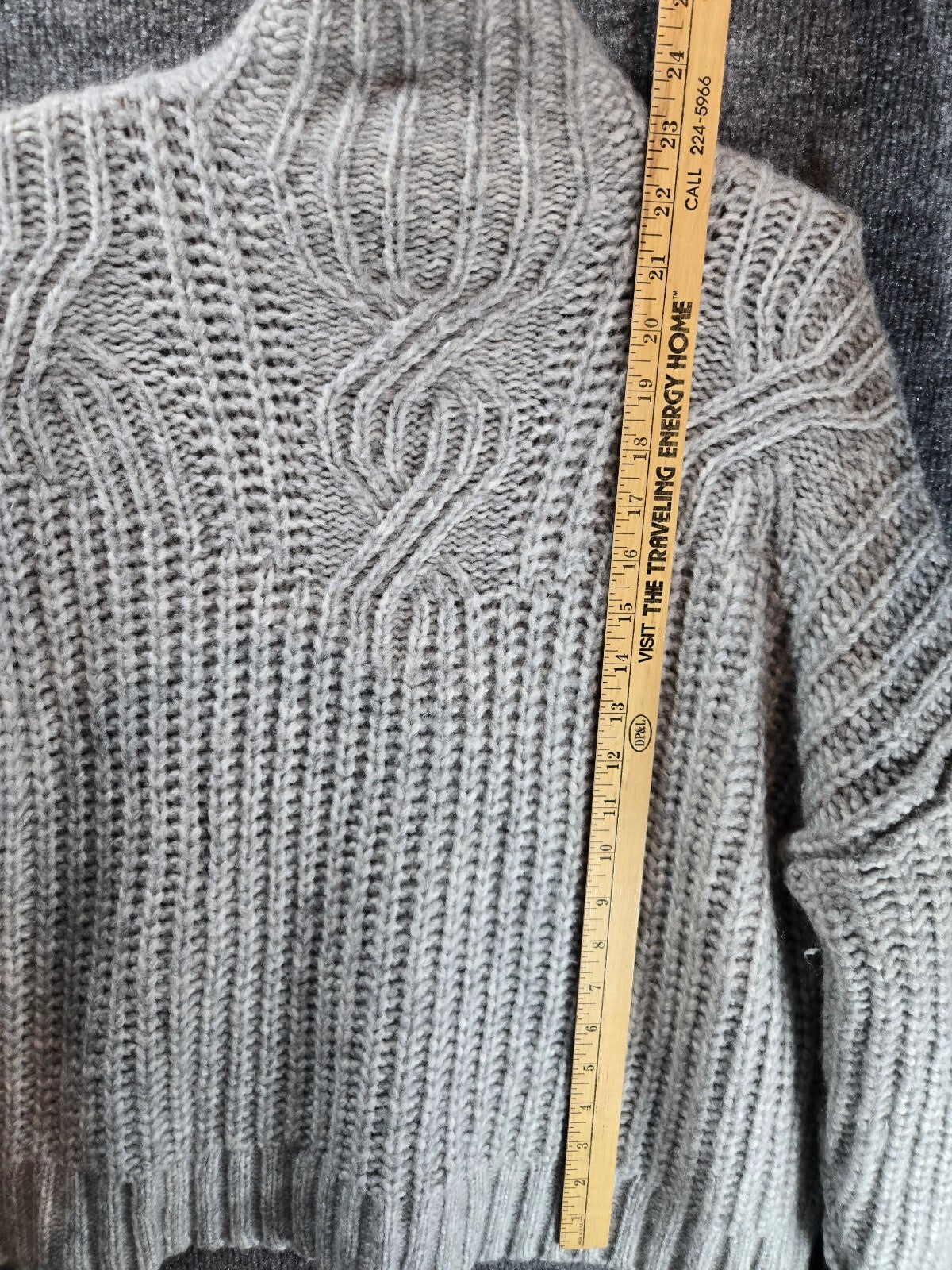 Gray Knit Turtleneck Sweater, Medium