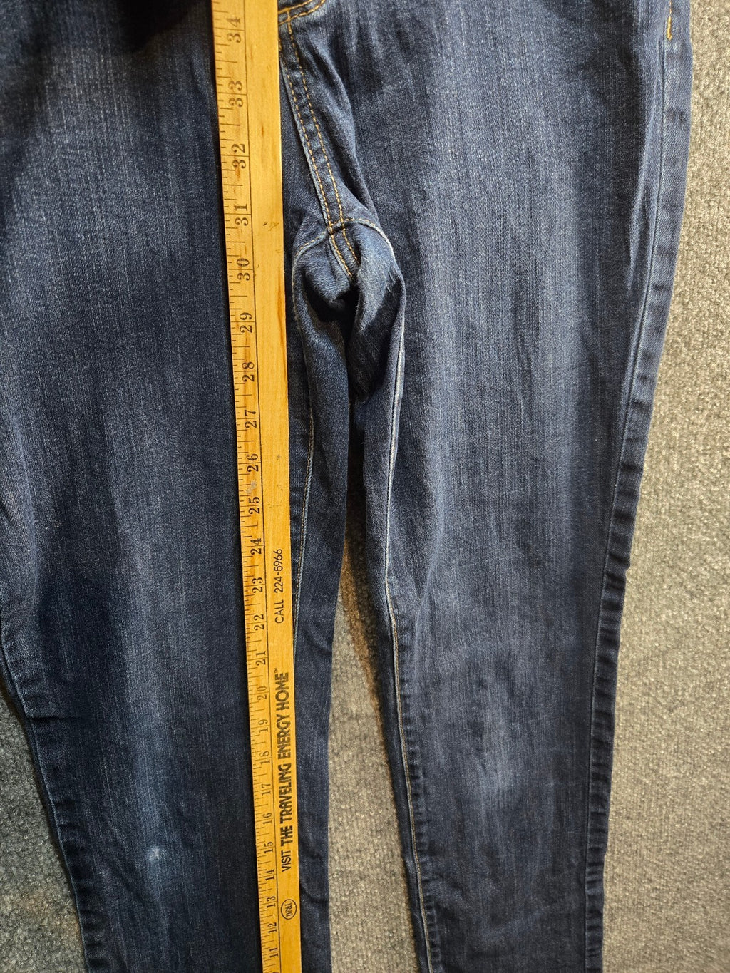 Liz Claiborne Classic Fit Straight Leg Women's Jeans Size 8T Blue Denim