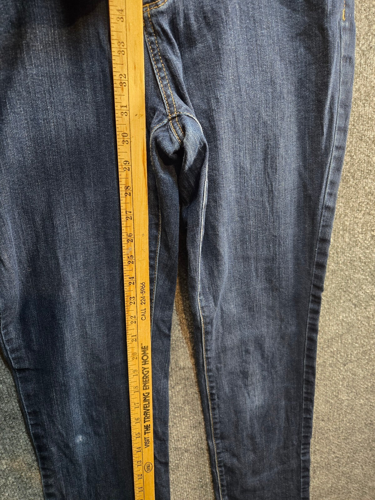 Liz Claiborne Classic Fit Straight Leg Women's Jeans Size 8T Blue Denim
