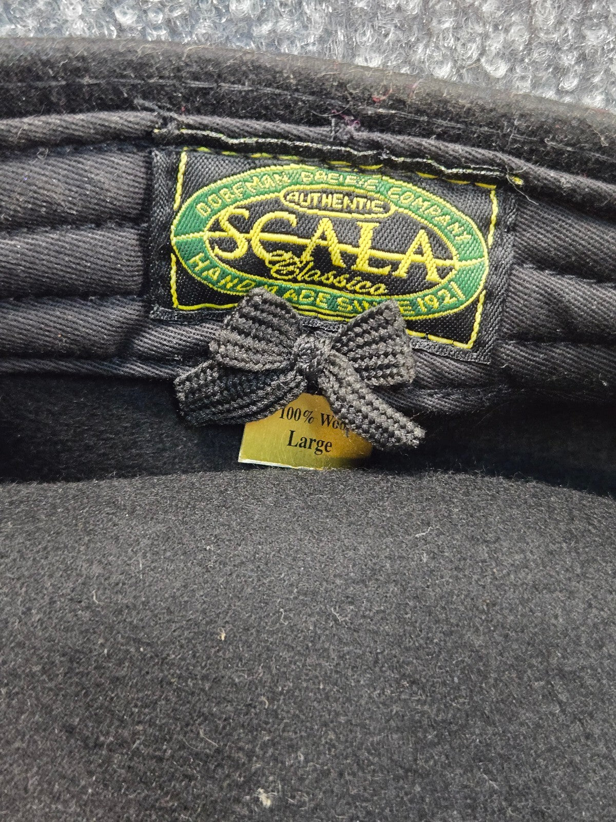 Scala Classic 100% Wool Black Flat Cap Hat Large