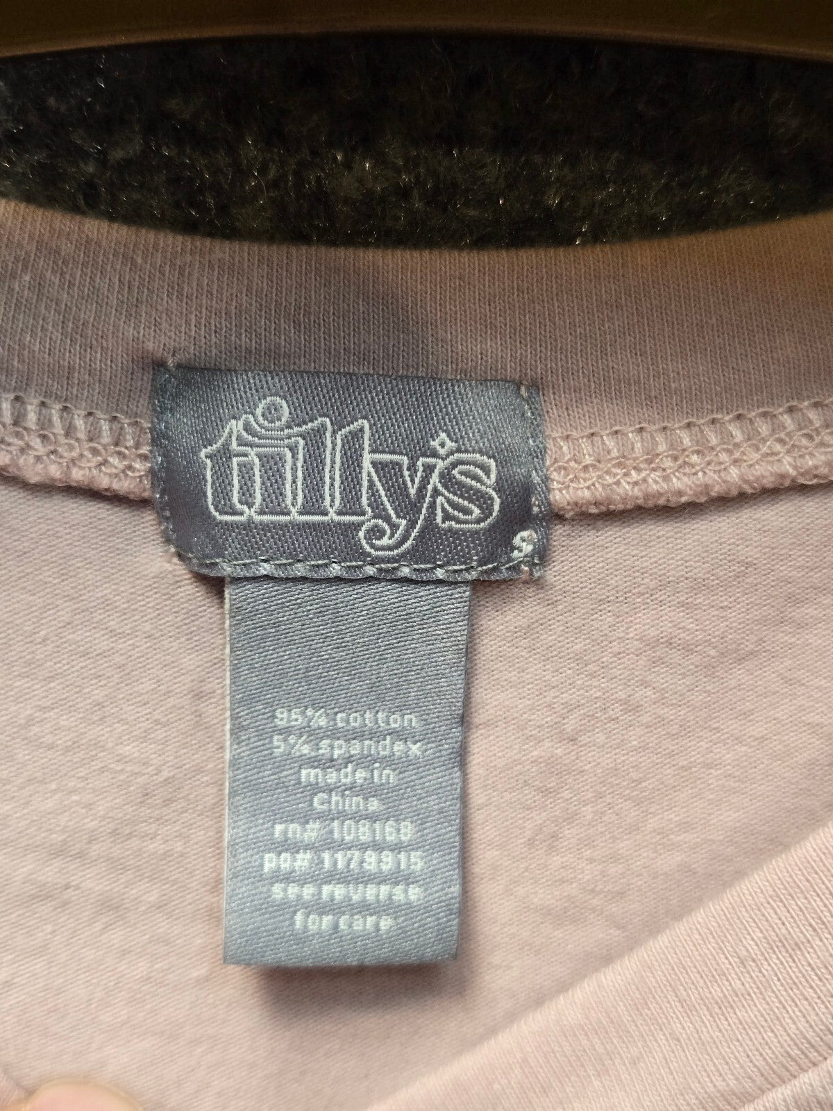 Tillys Dusty Pink Ribbed Cropped Tee - Soft Cotton Crop Top Size S