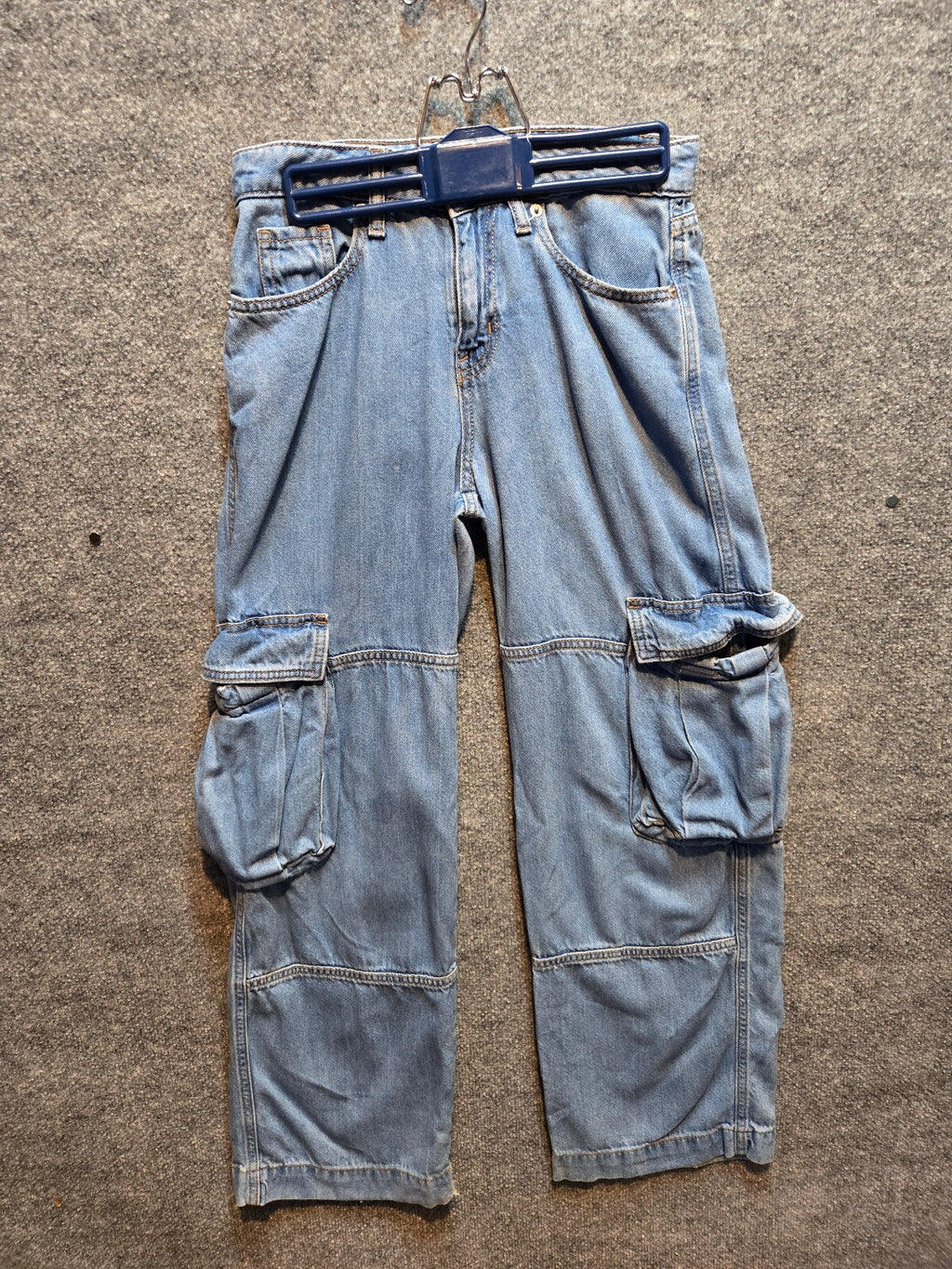 Wild Fable Mid Rise Baggy Cargo Jeans Medium Wash Multi Pocket Denim Size 00