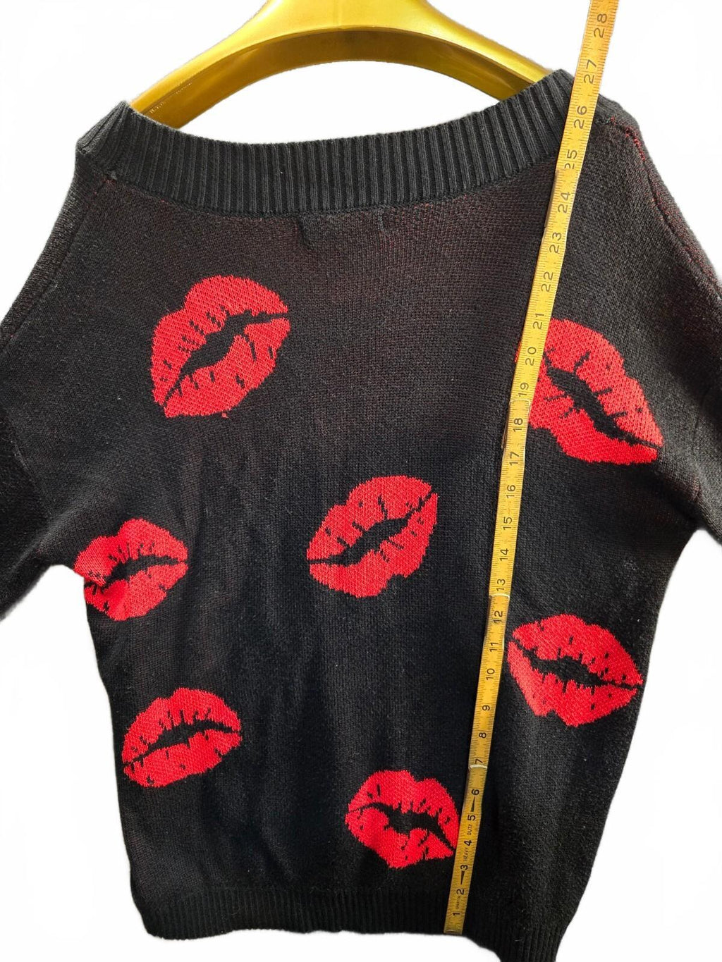 Madden NYC XS Black Sweater with Red Lips Pattern
