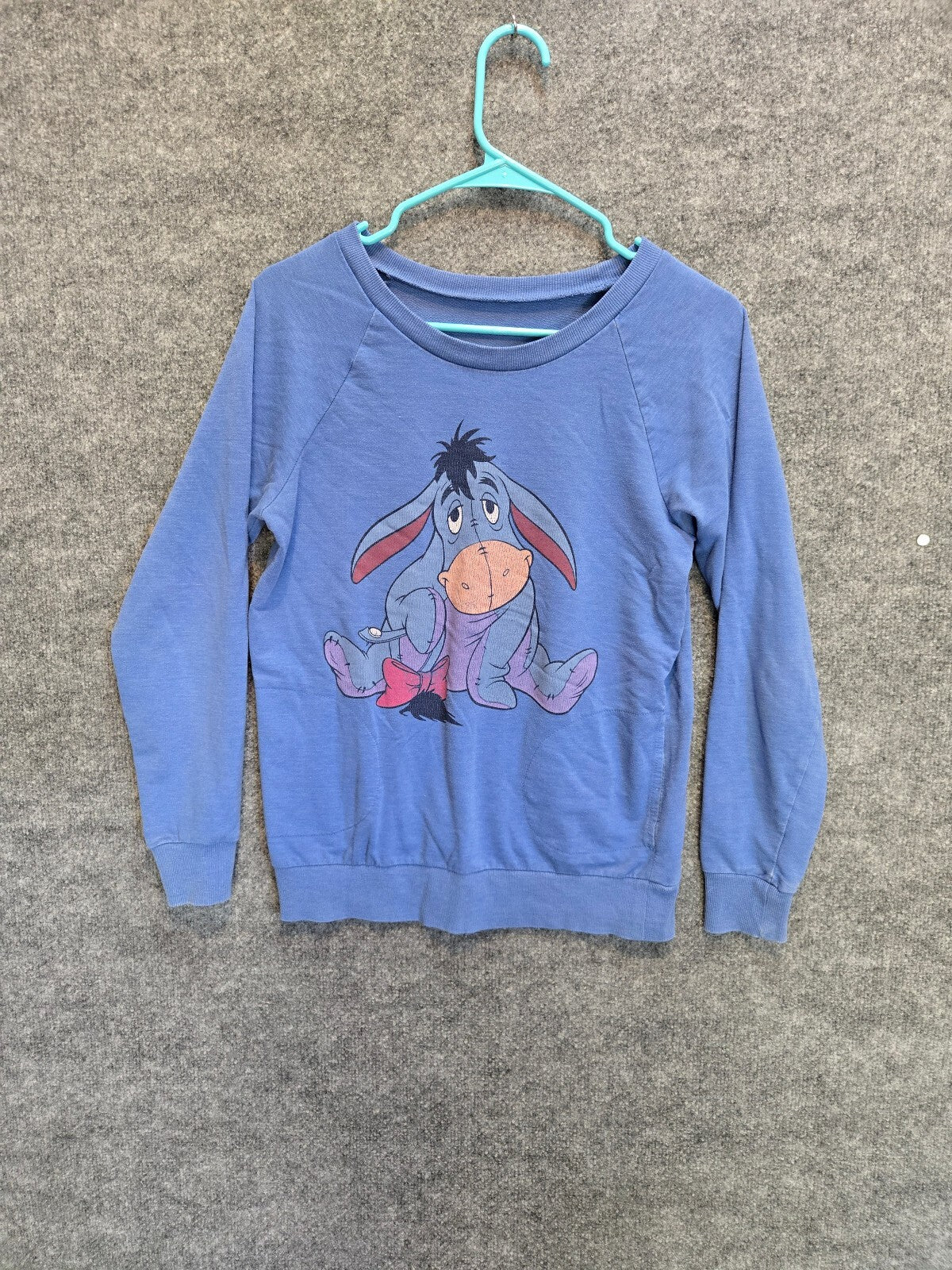 Disney Winnie the Pooh Classic Eeyore Blue Sweatshirt small