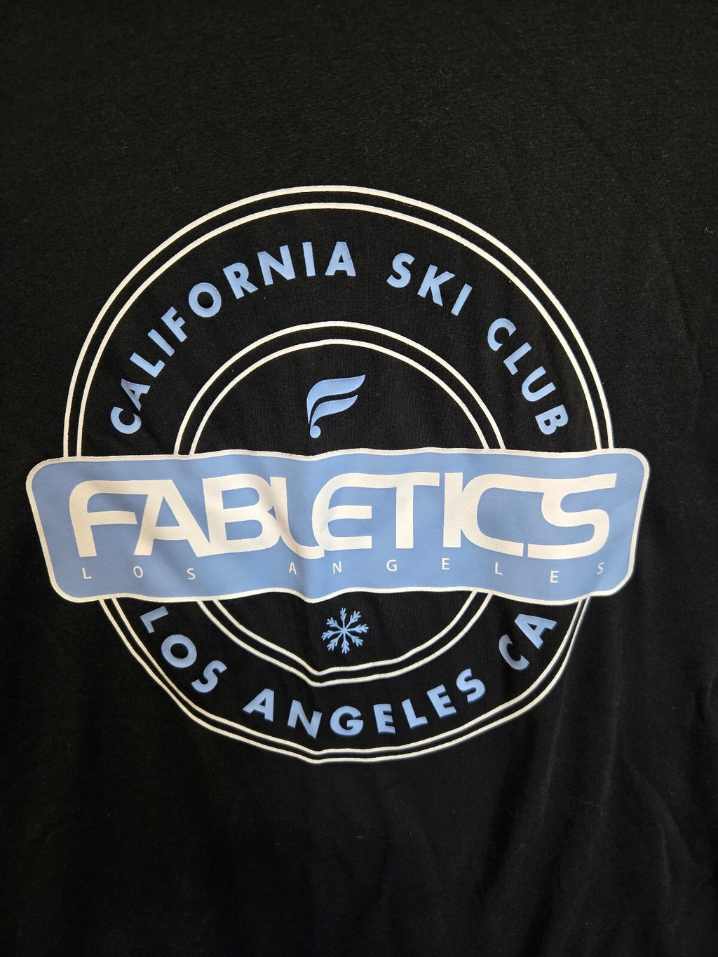 Fabletics Men's California Ski Club Long-Sleeve Graphic T-Shirt xs
